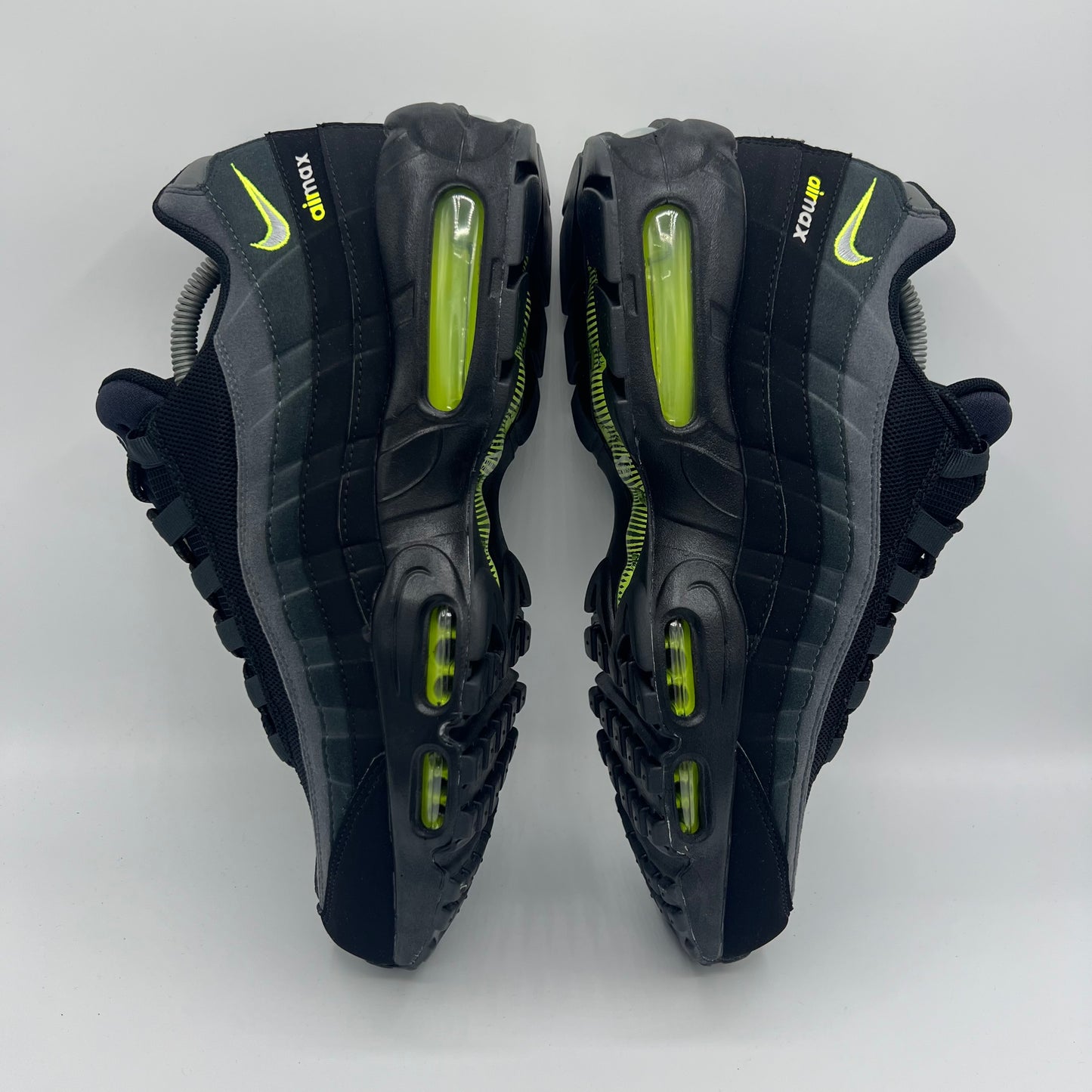 Nike Air Max 95 Retro Logo Neon