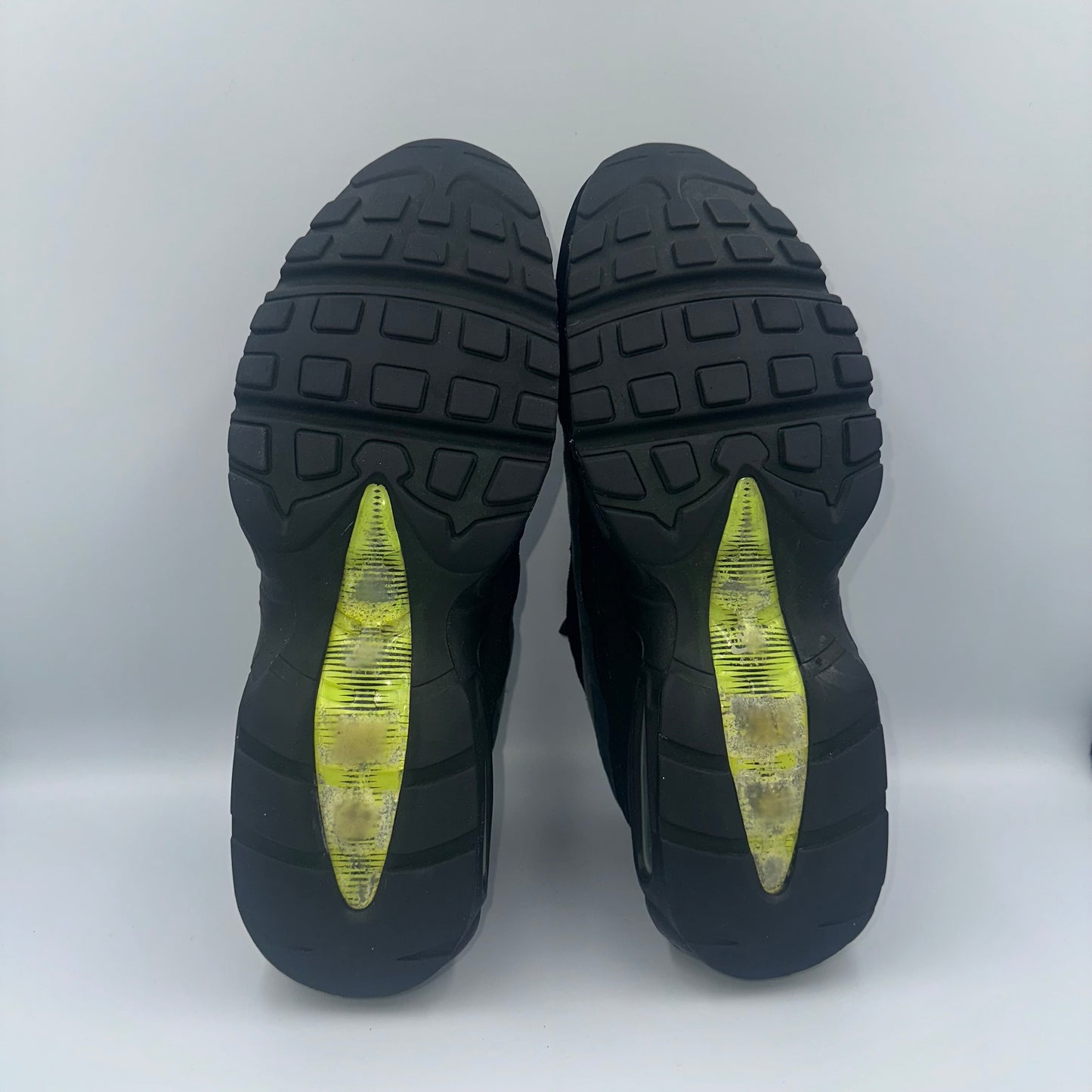 Air Max 95 Retro Logo Neon UK 10