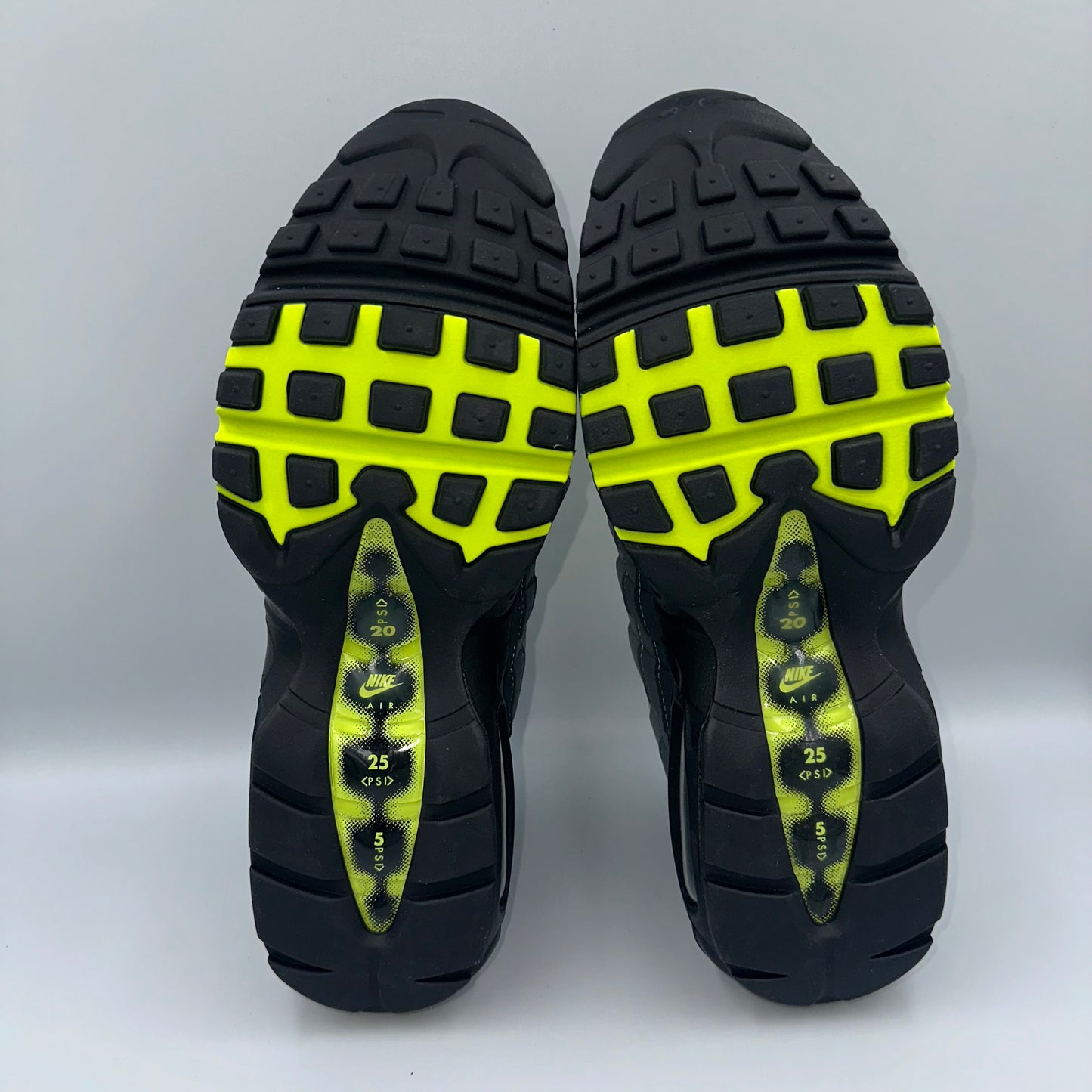 Nike Air Max 95 OG Neon 2020 UK 8