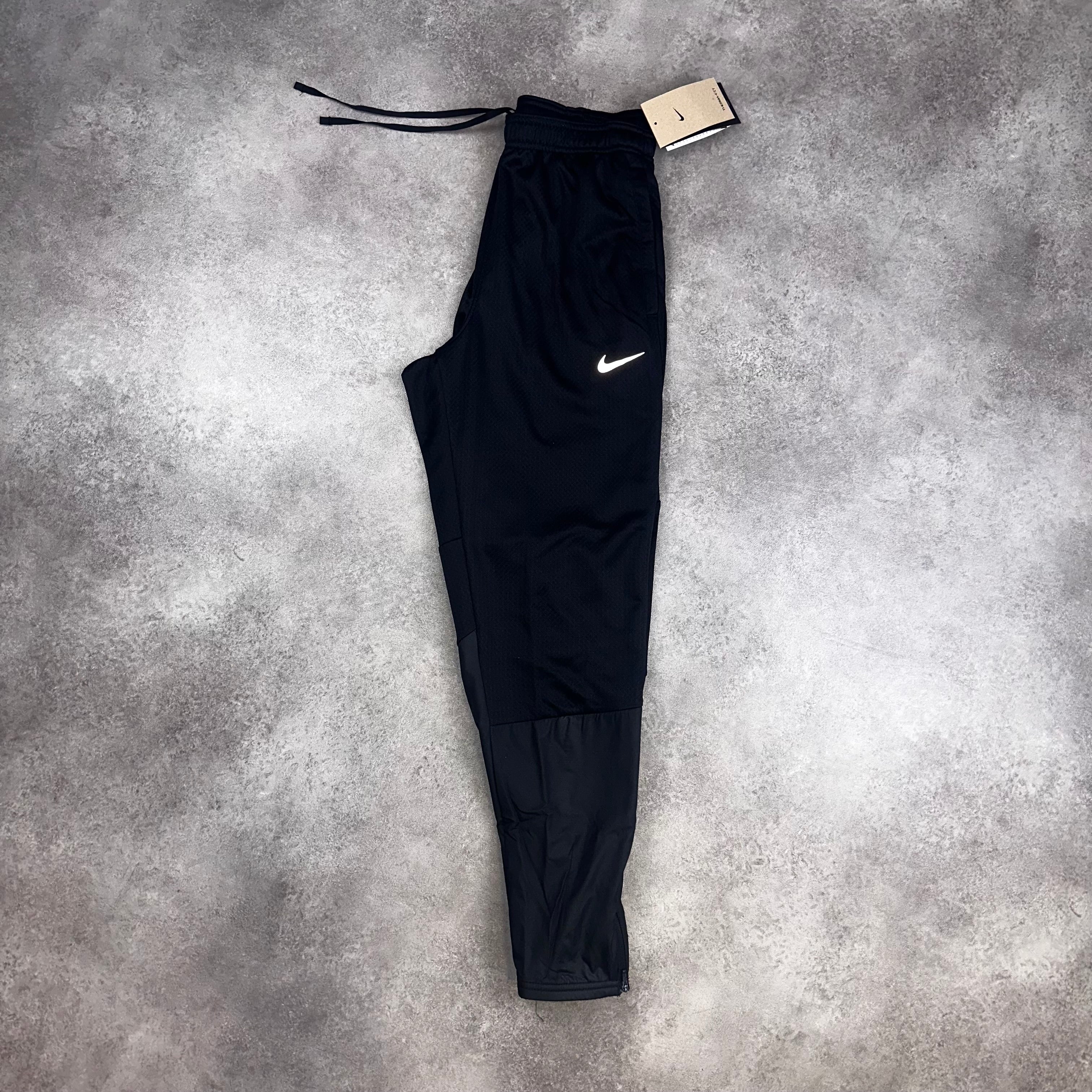 Nike Sphere Challenger Water Repellant back view
