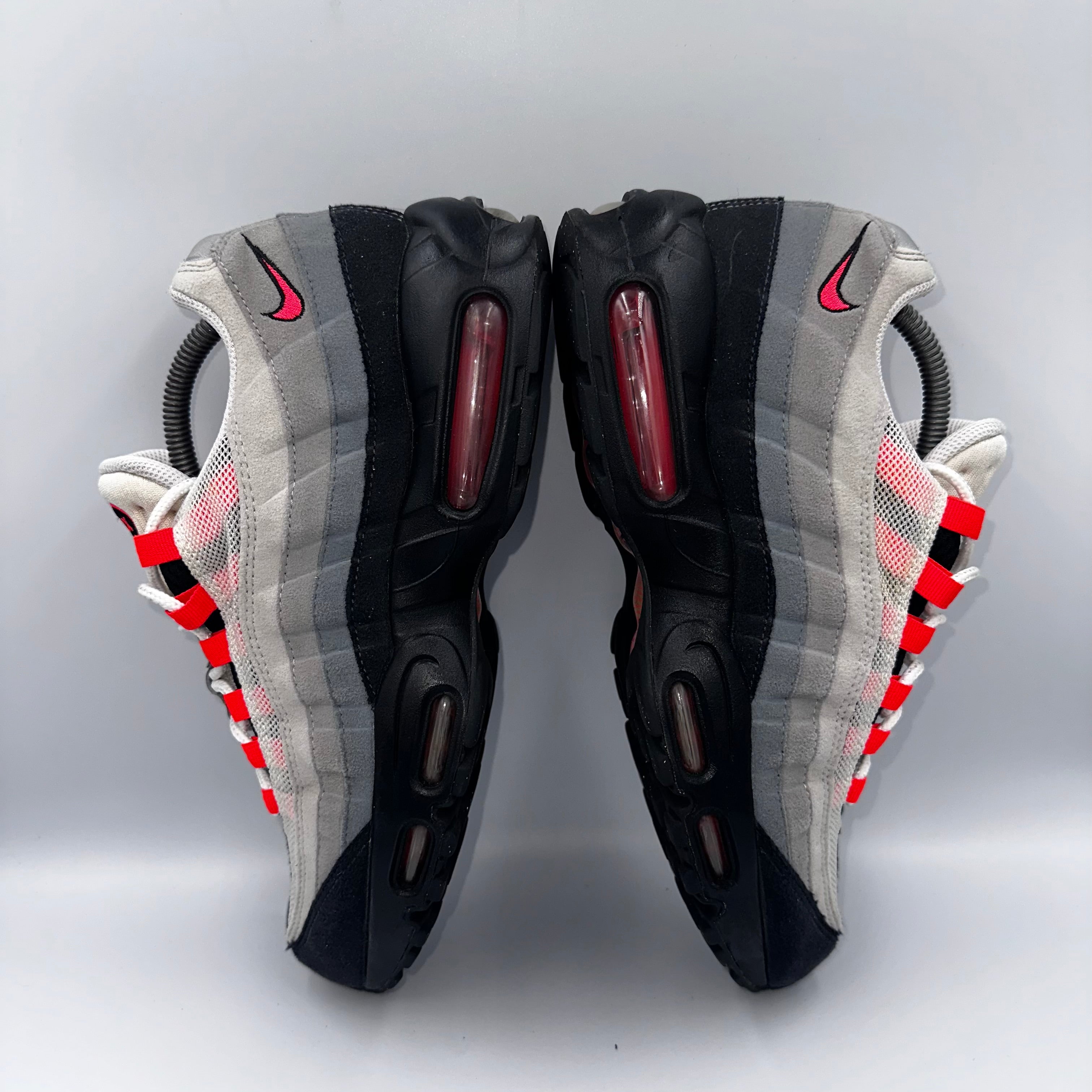 Nike Air Max 95 OG Solar Red UK 8 three-quarter front angle