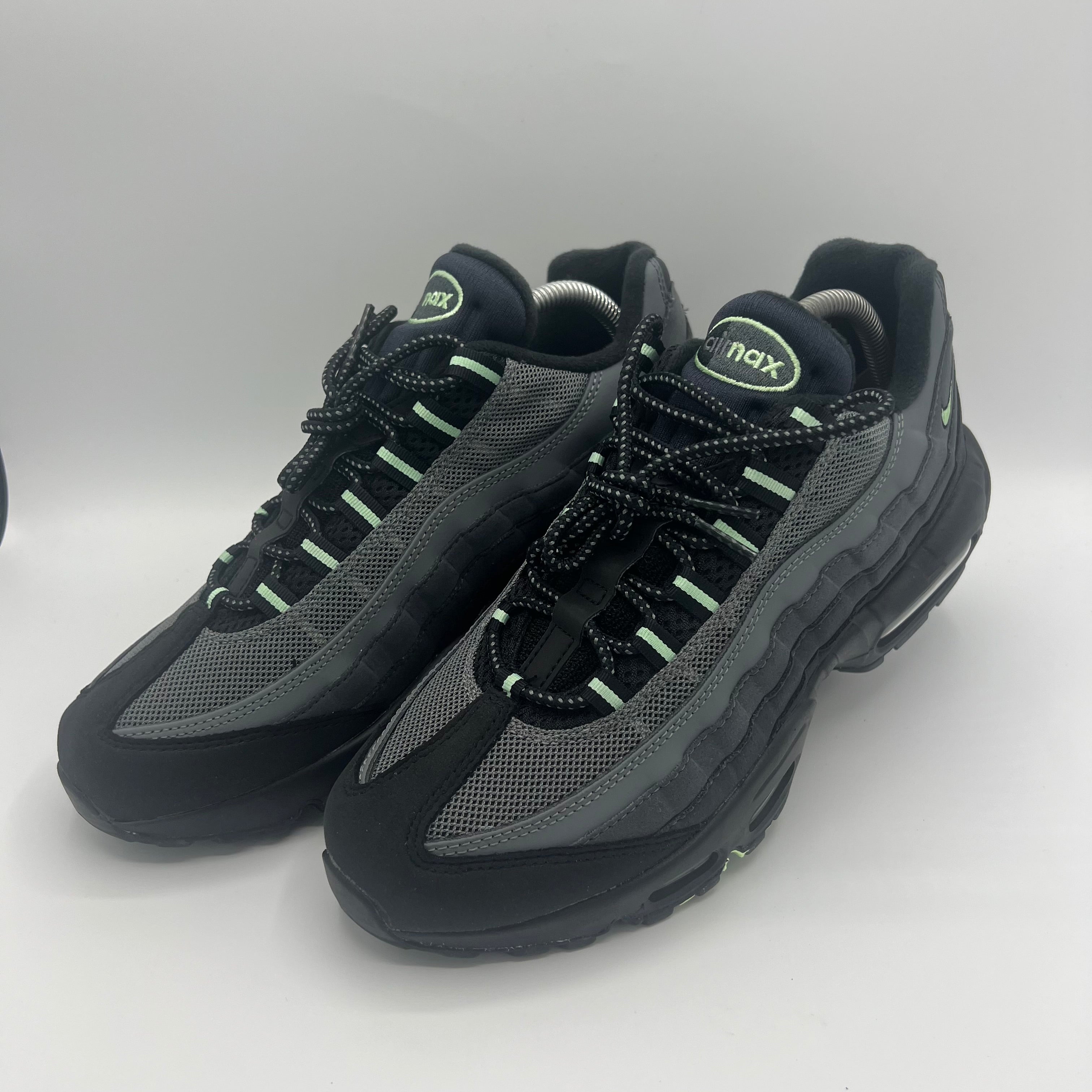 Nike Air Max 95 Vapour Green JD Exclusive medial side view