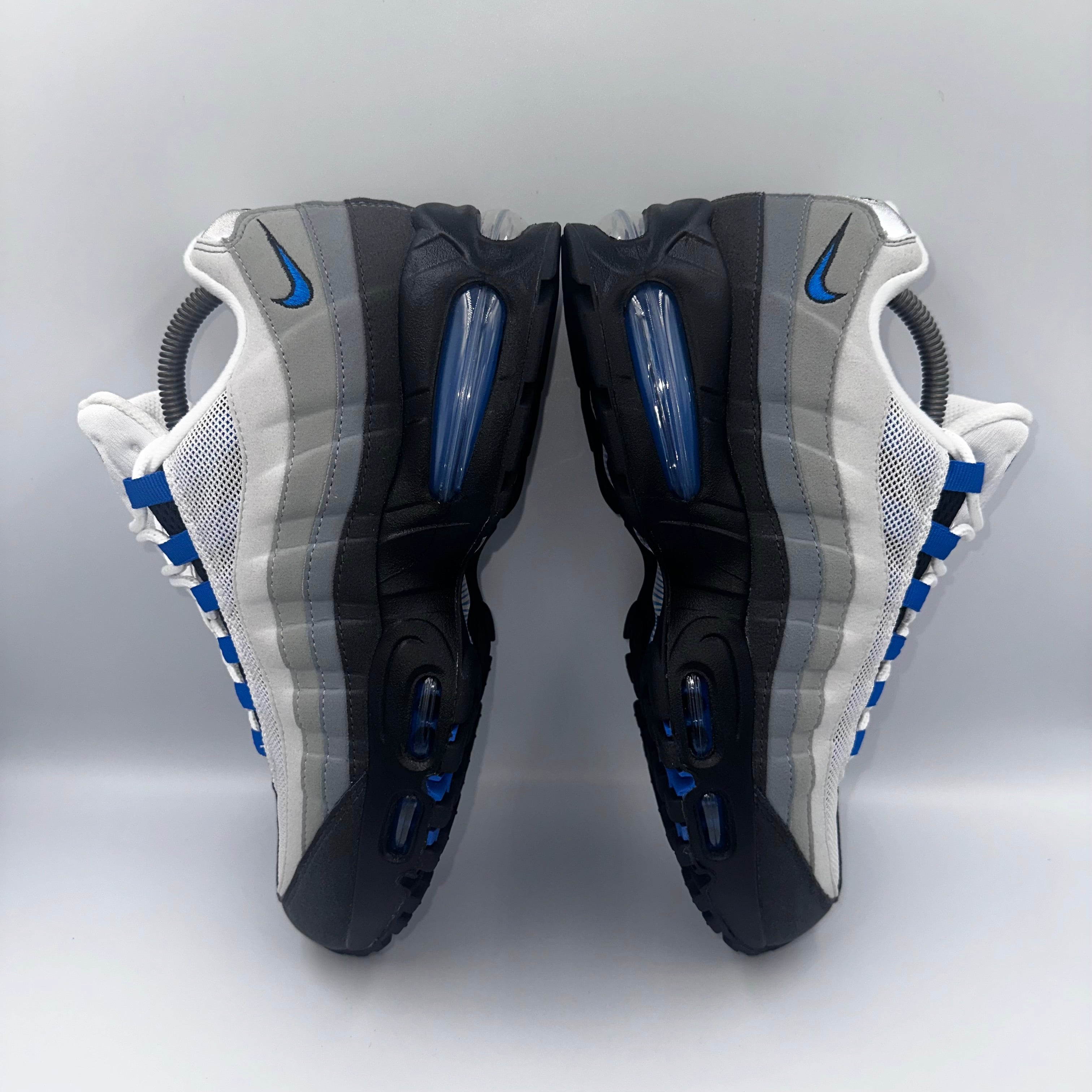 Nike Air Max 95 OG Spark Blue 2025 “Big Bubble” three-quarter front angle