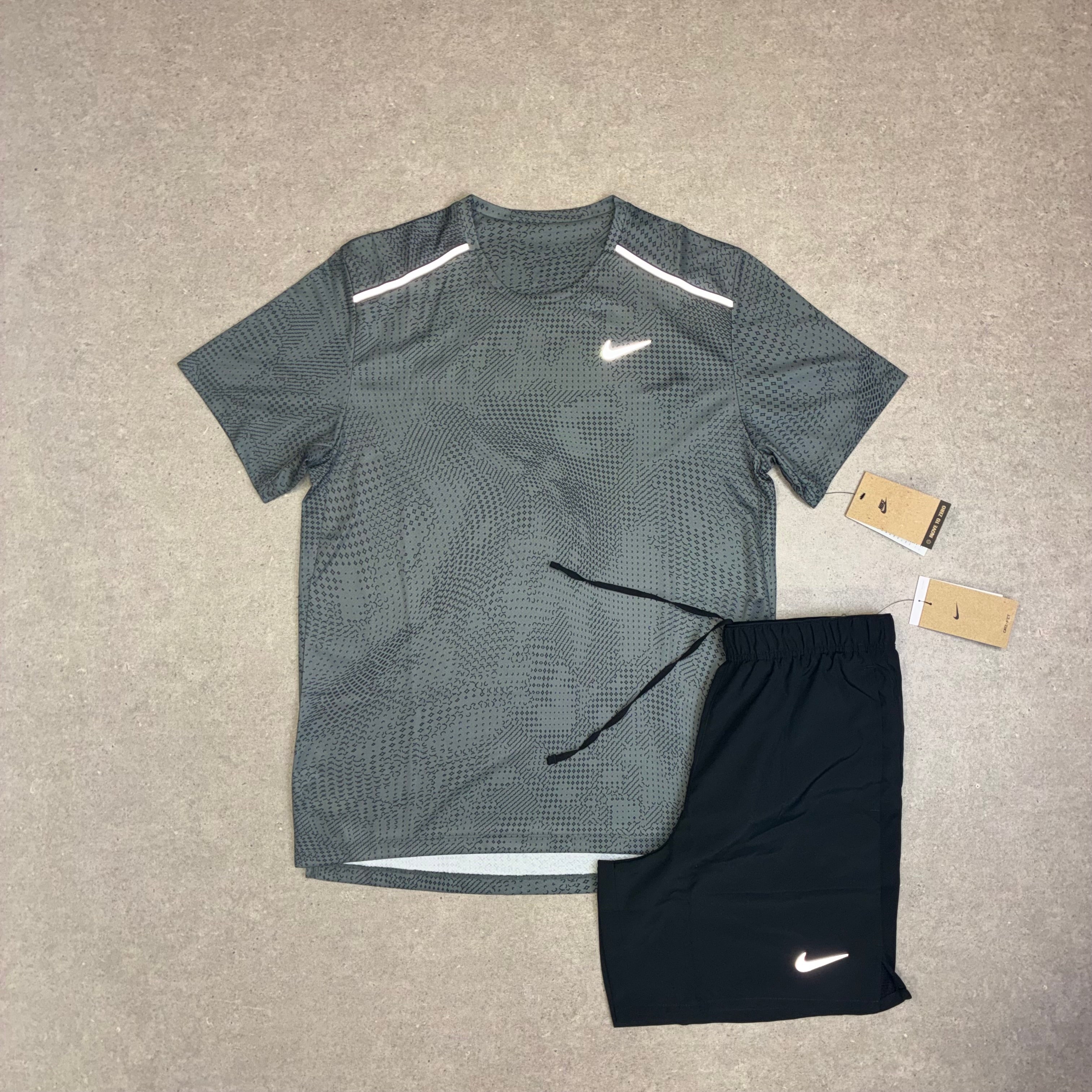 Nike Festival Miler Set Smoke & Challenger Black