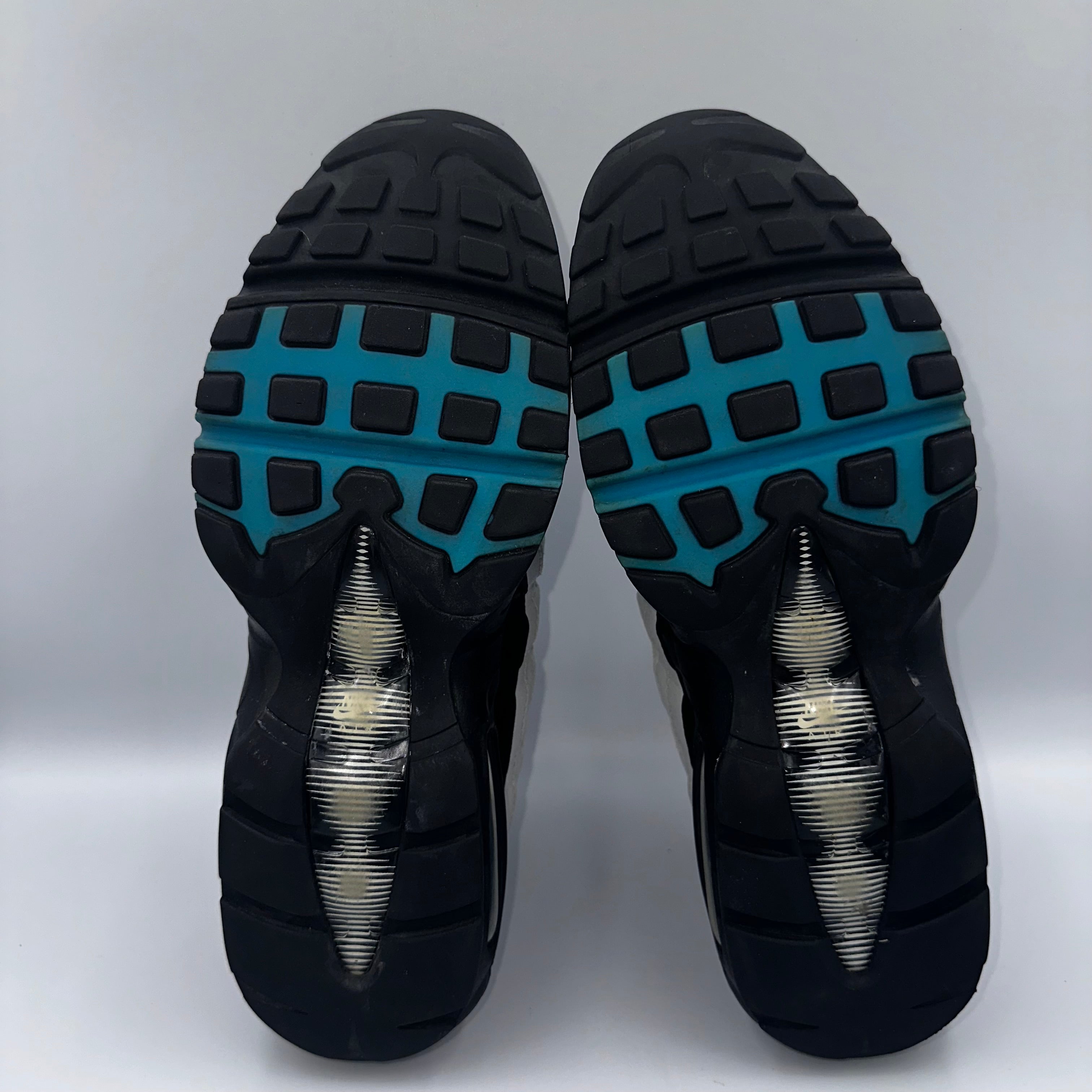 Nike Air Max 95 Laser Blue UK 8 heel and counter detail
