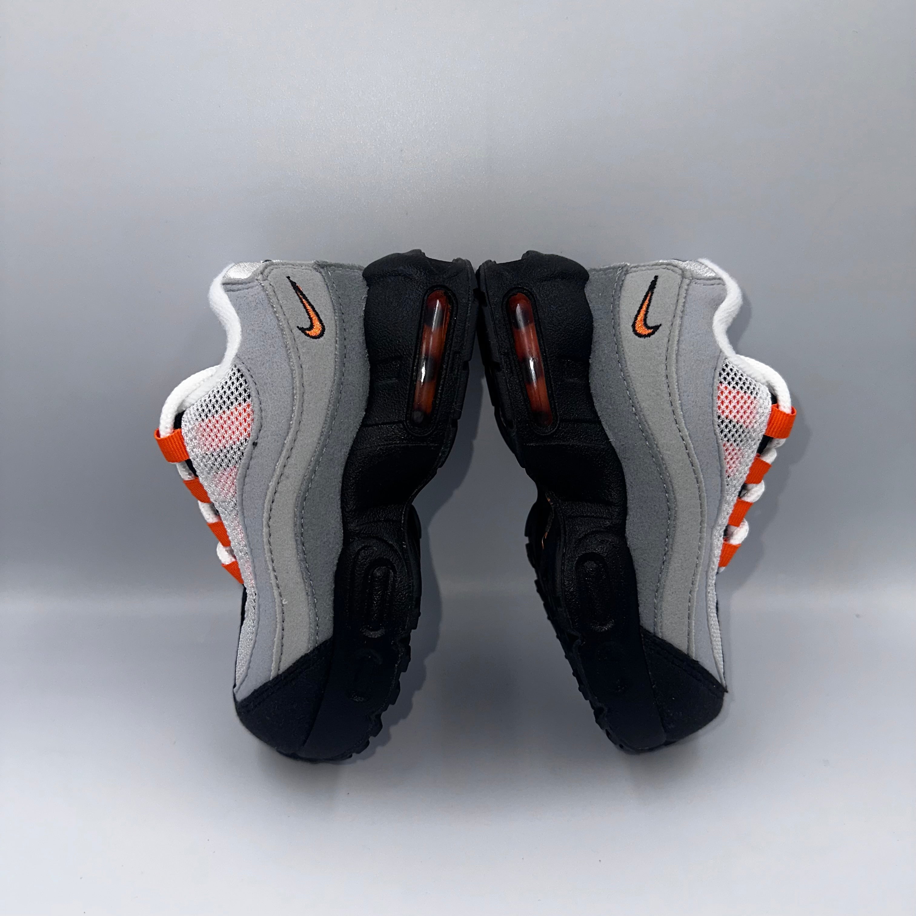 Nike Air Max 95 OG Mandarin Recraft Toddlers three-quarter front angle