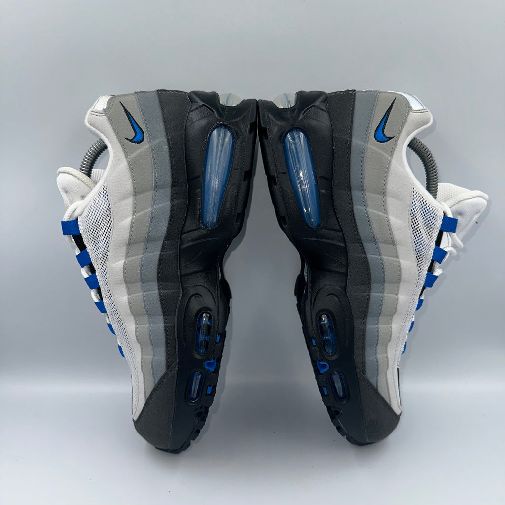 Nike Air Max 95 OG Spark Blue UK 8 three-quarter front angle