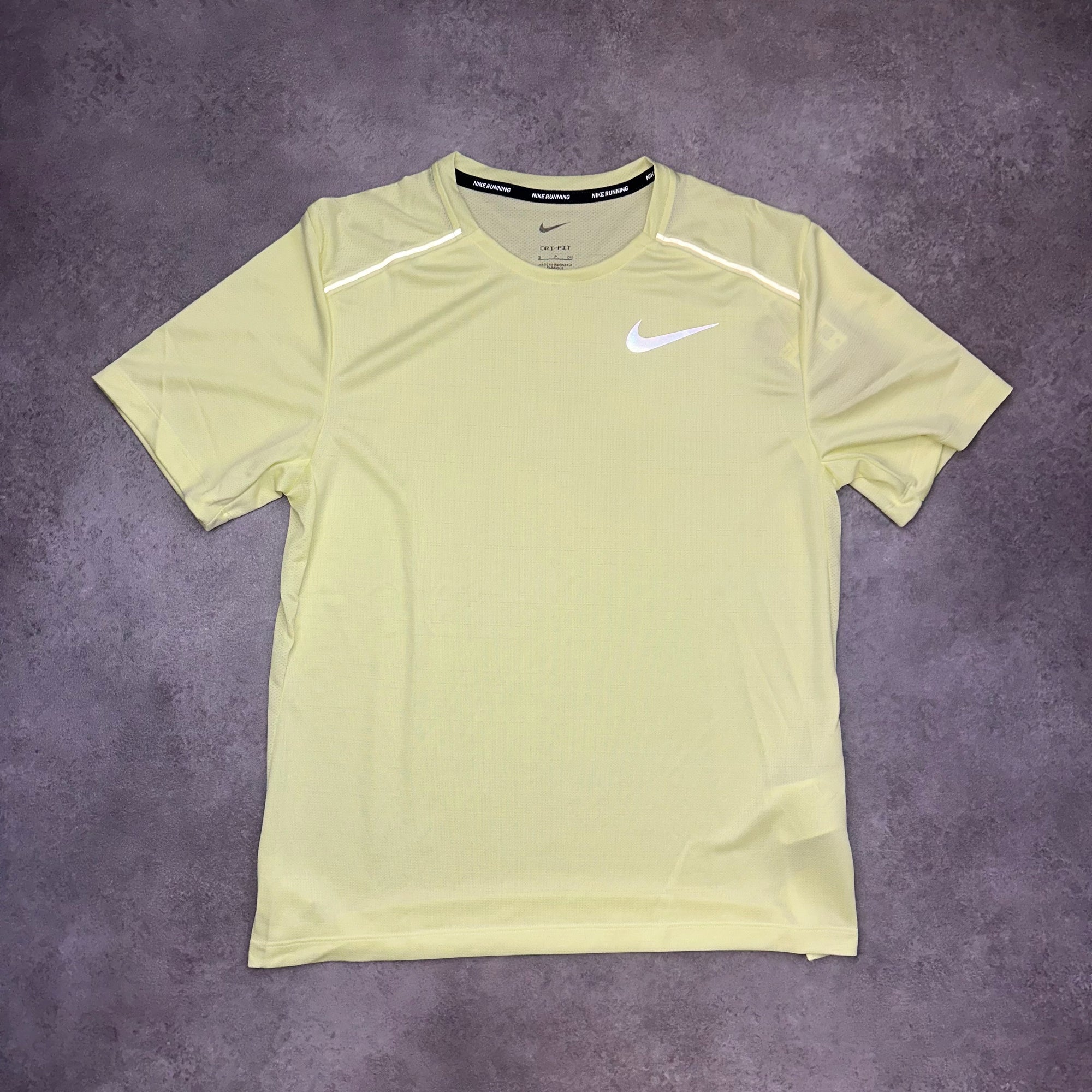 Nike Miler Luminous Green
