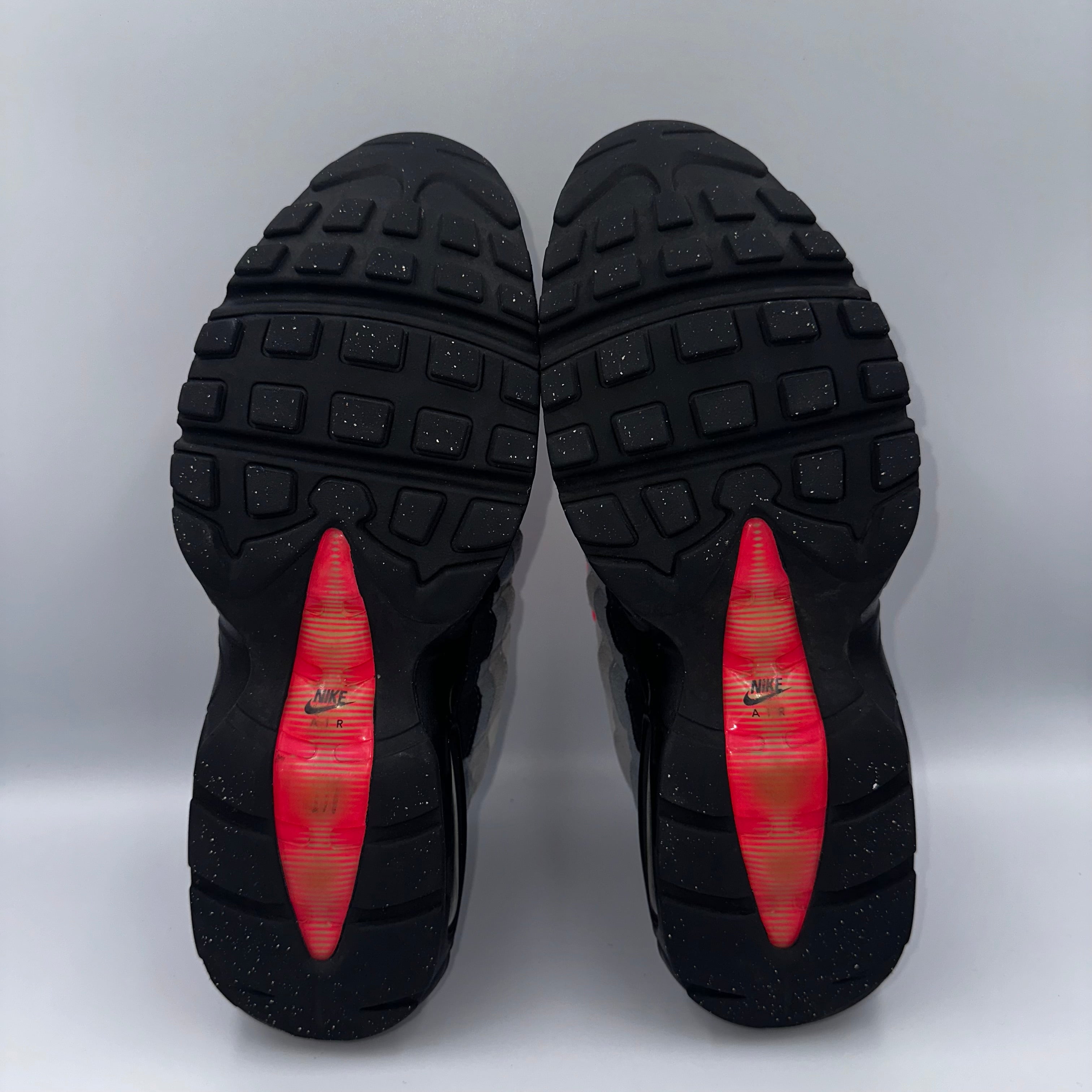 Nike Air Max 95 OG Solar Red UK 8 heel and counter detail