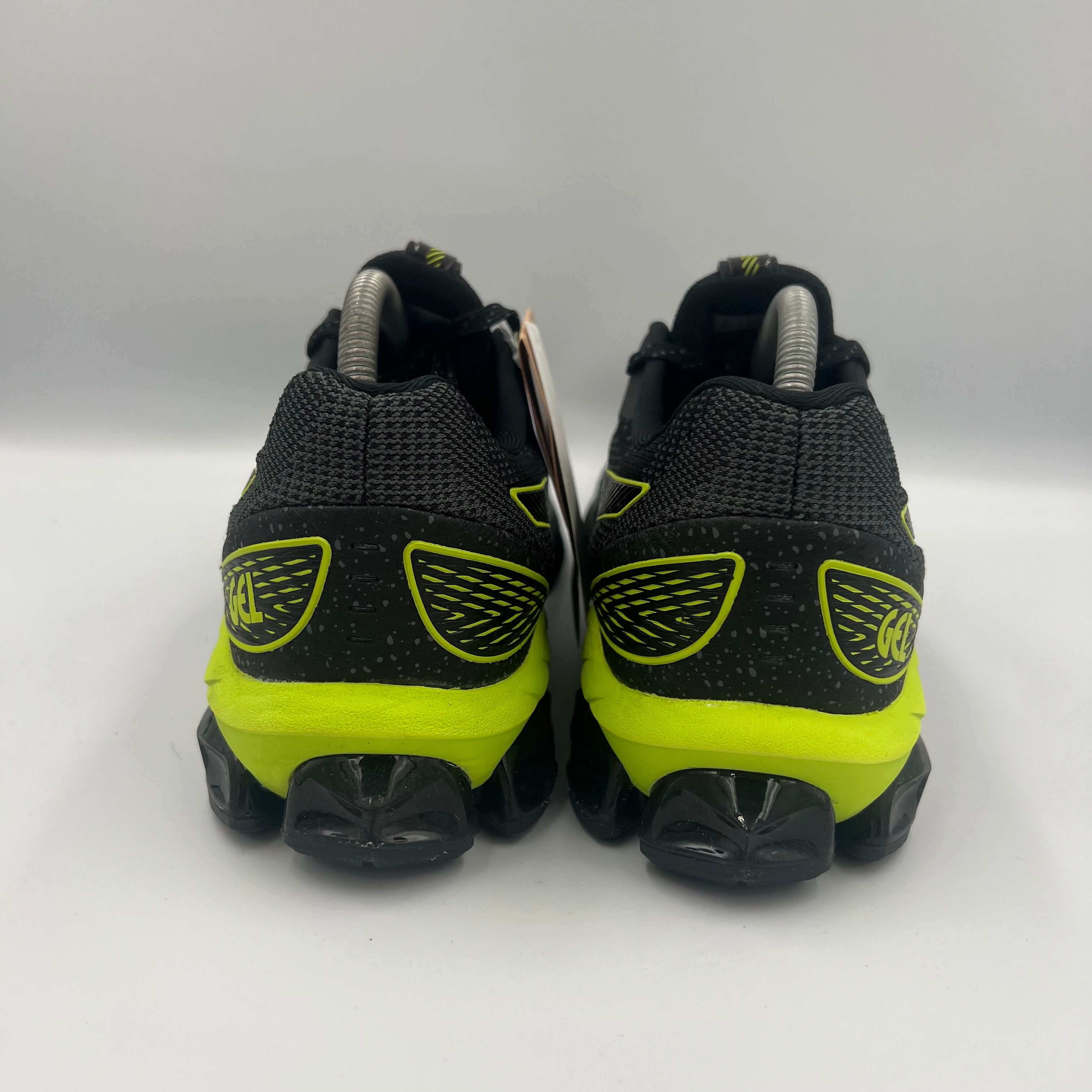ASICS Gel-Quantum 180 VII Black / Neon Lime outsole view