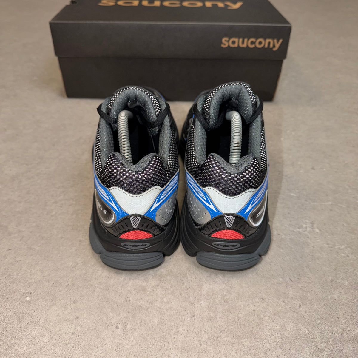 Saucony ProGrid Omni 9 Black / Multi – S70739-58