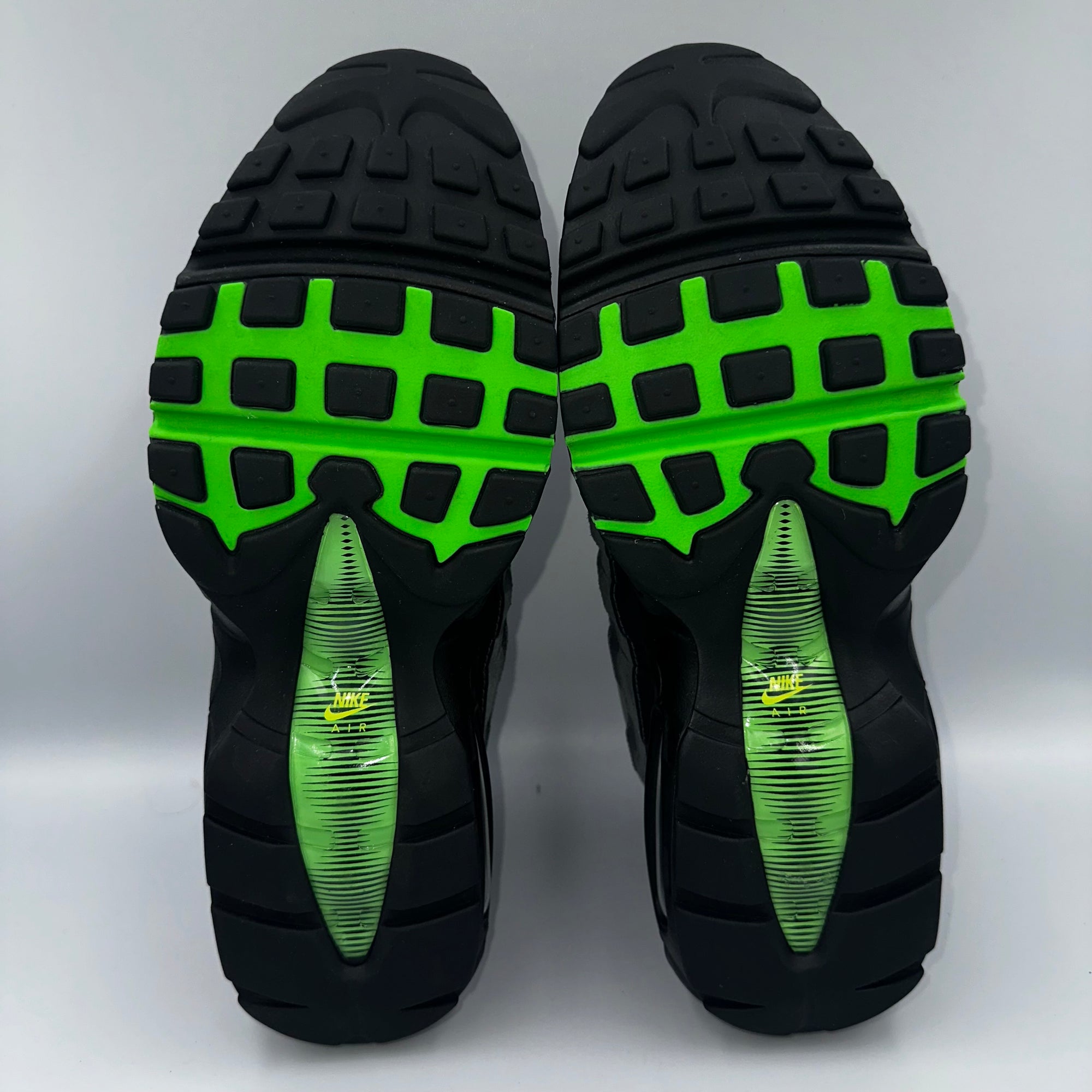 Nike Air Max 95 EOI UK 8