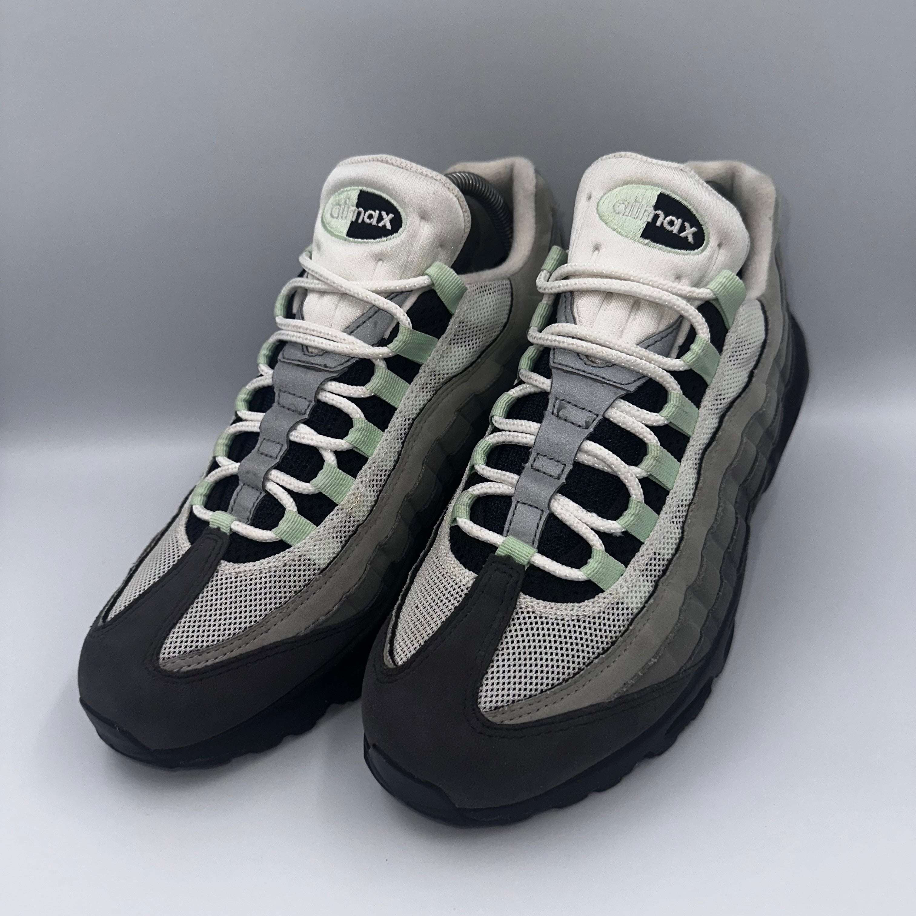 Nike Air Max 95 OG Freshmint UK 8 medial side view