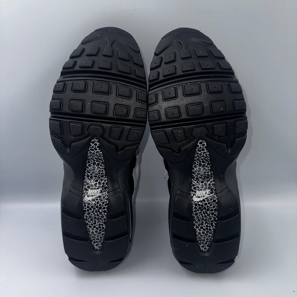 Nike Air Max 95 Reflective Safari heel and counter detail