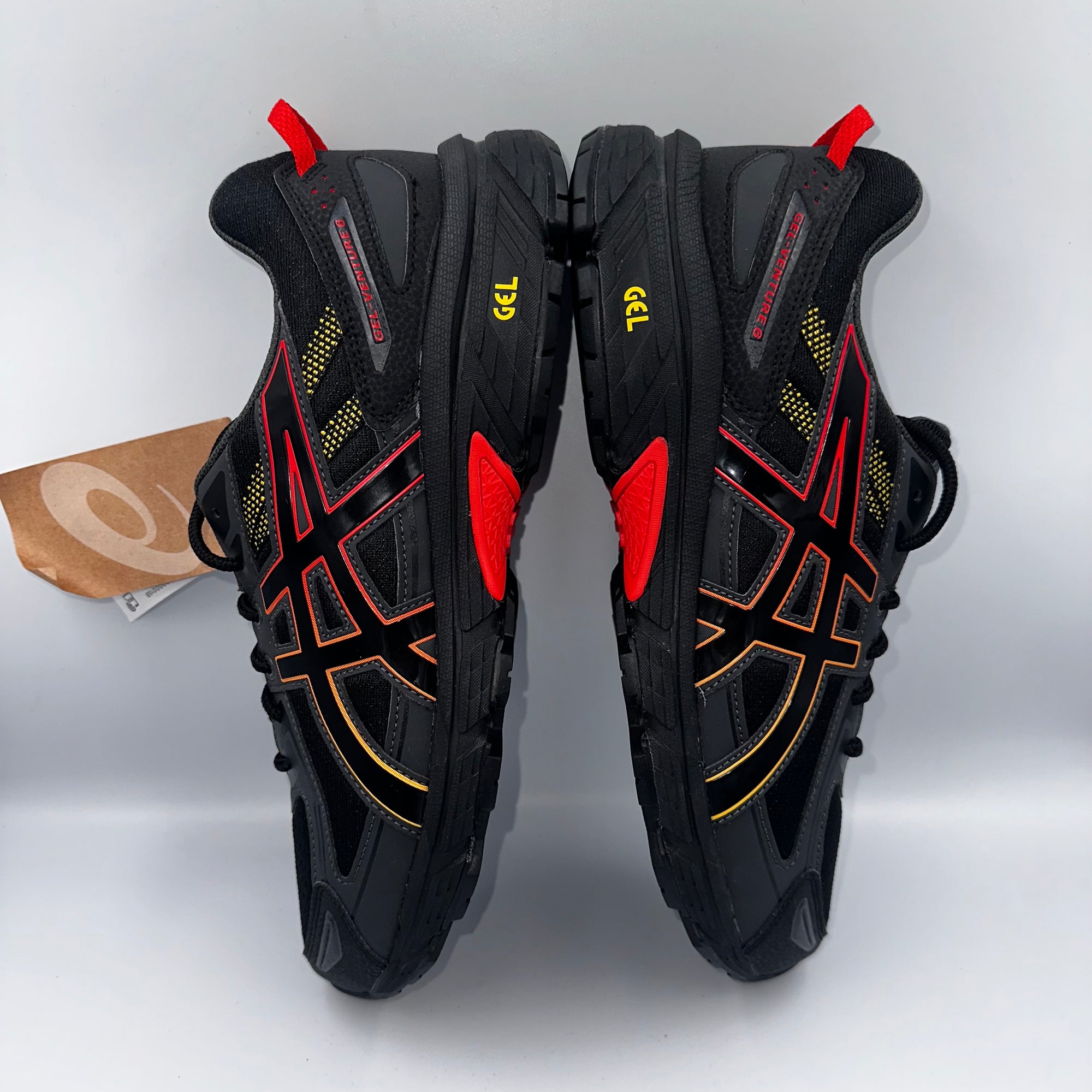 ASICS Gel Venture 6 Grey / Sunset Red UK 10.5