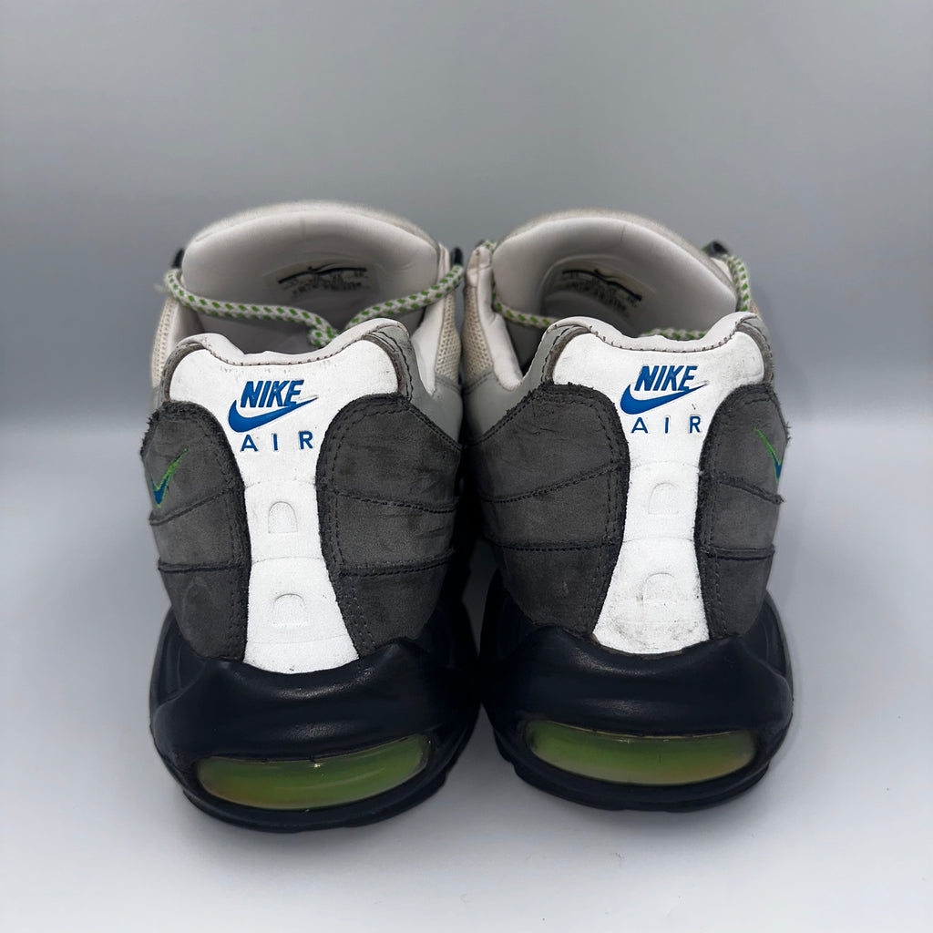 Nike Air Max 95 Apple Green UK 10 outsole view