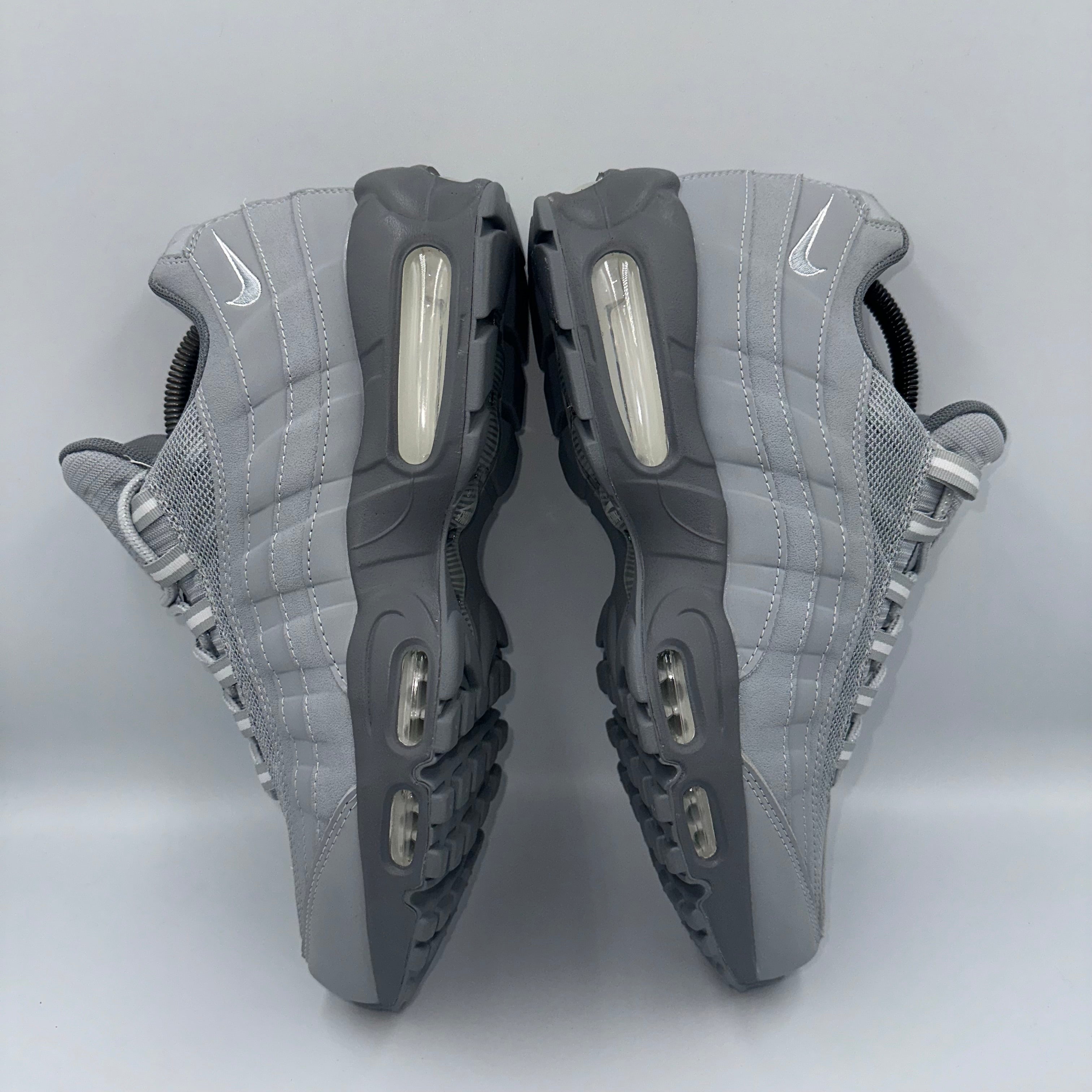 Nike Air Max 95 Wolf Grey / White-Cool Grey UK 8 three-quarter front angle