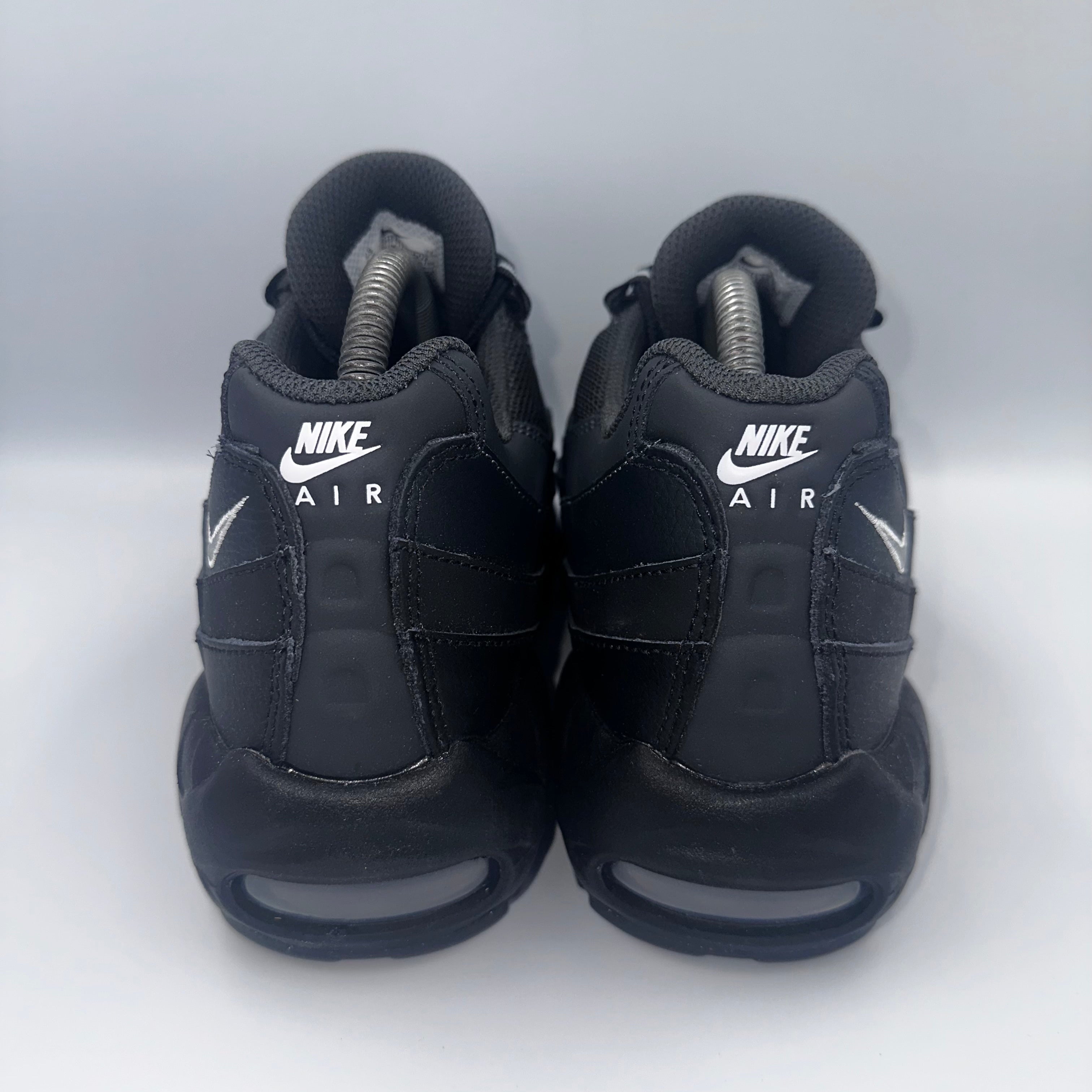Nike Air Max 95 Anthracite Black UK 6.5 heel and counter detail