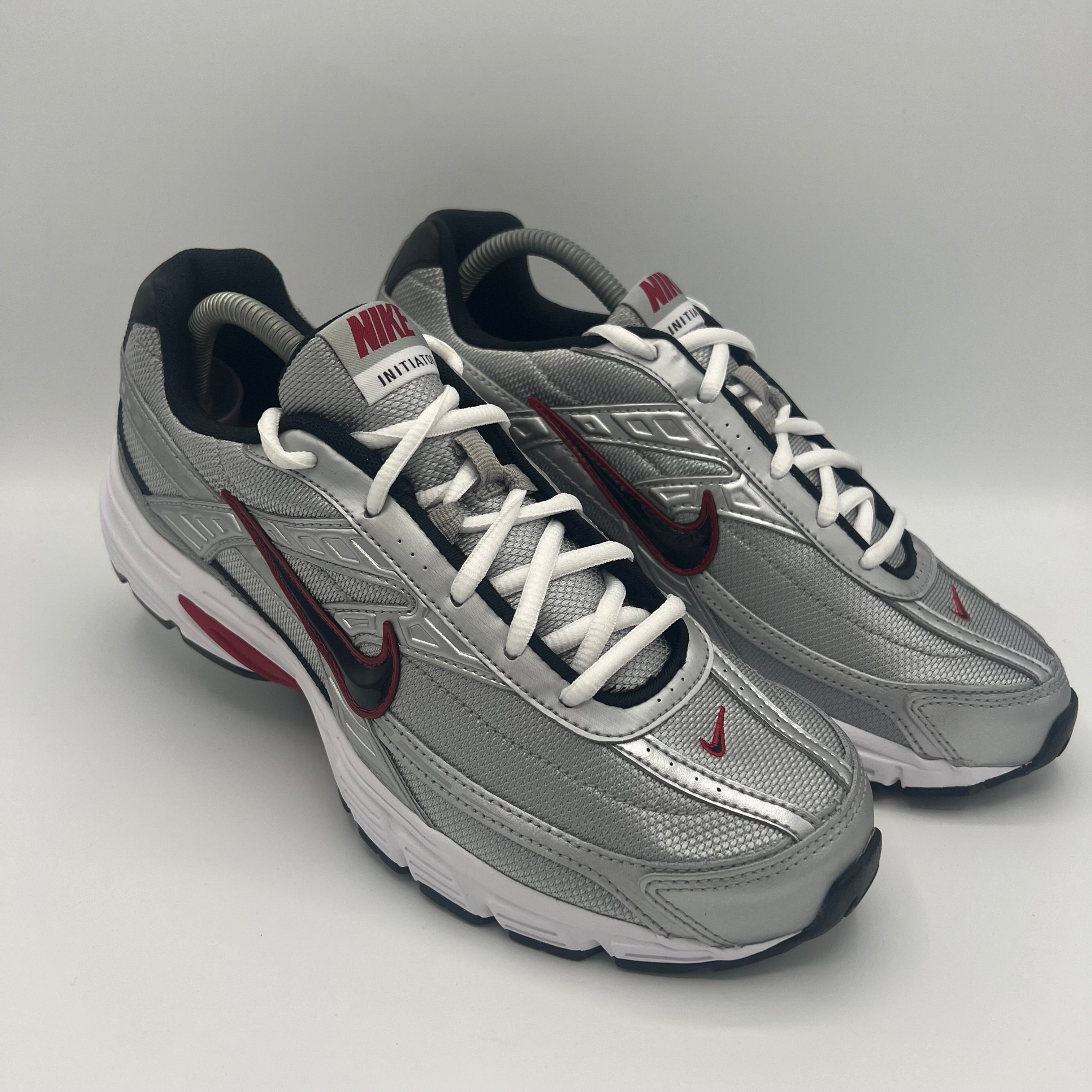 Nike Initiator Metallic Silver / Black/ White lateral side profile