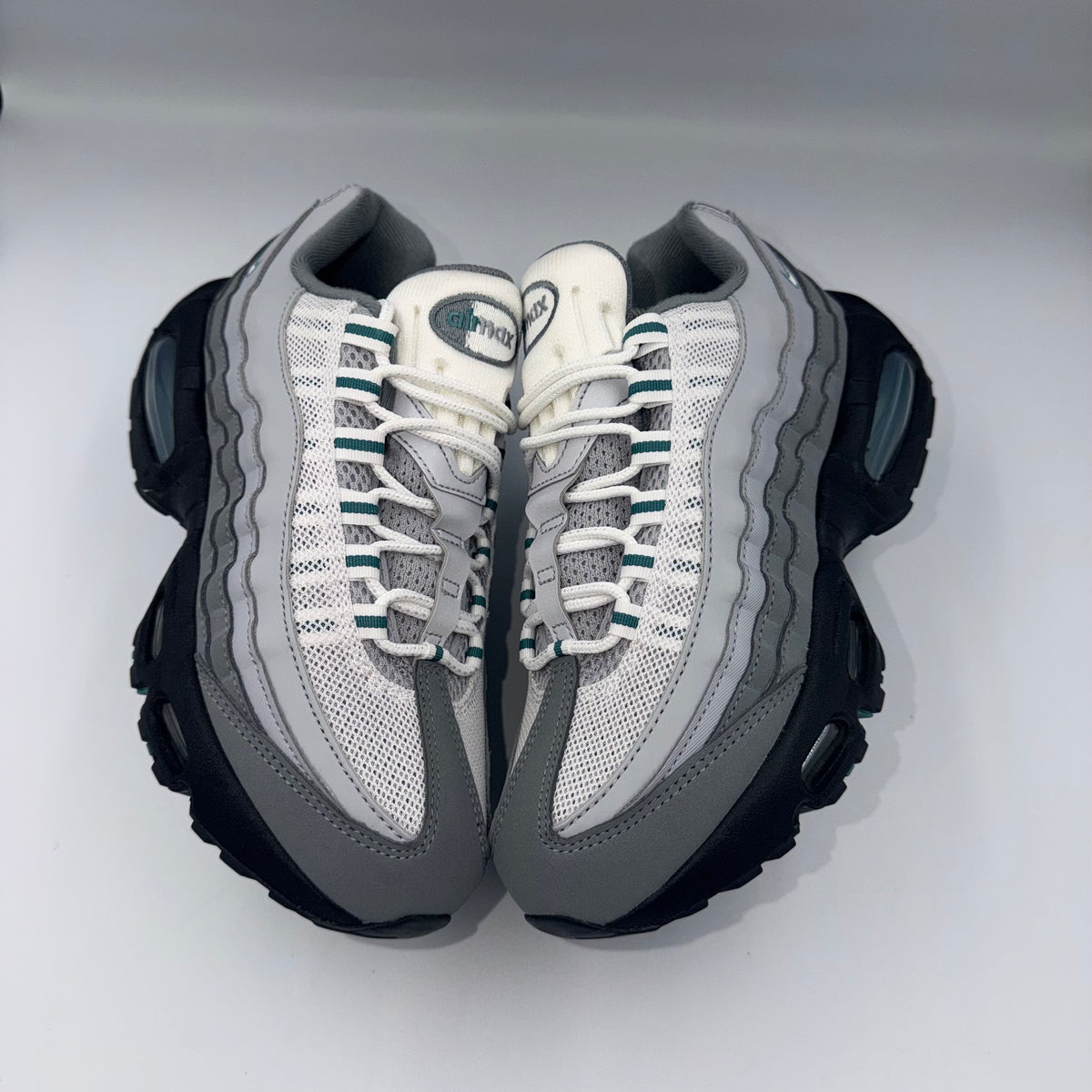 Nike Air Max 95 GS – Cool Grey / Photon Dust