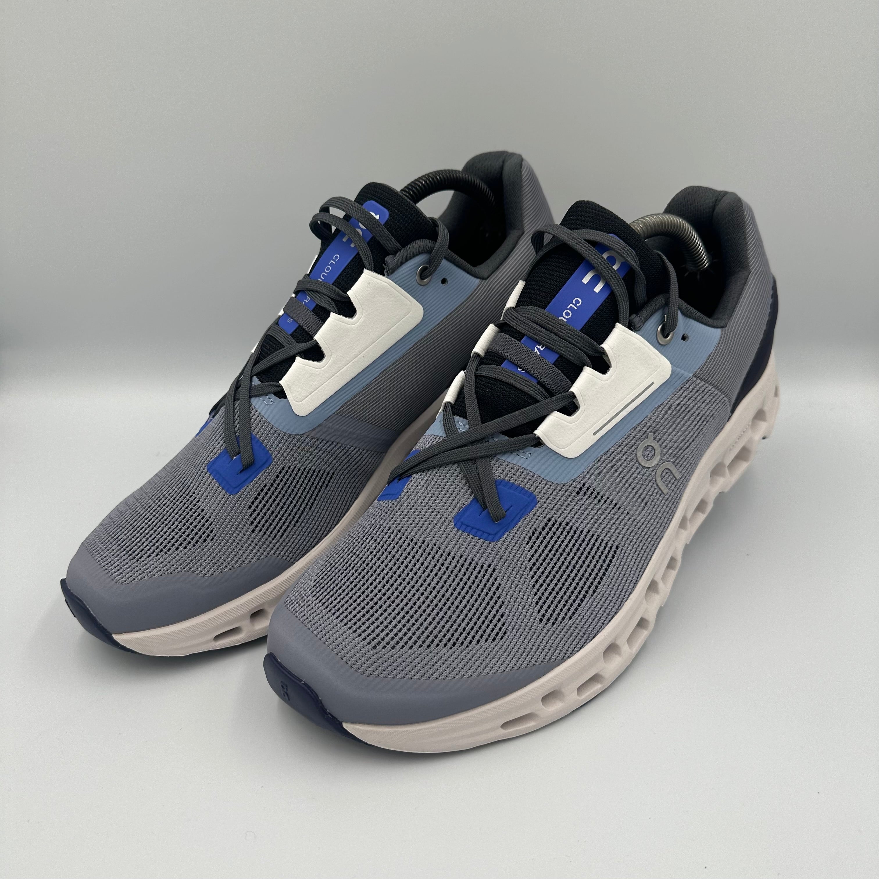 On Running Cloudstratus Fossil / Midnight detail view