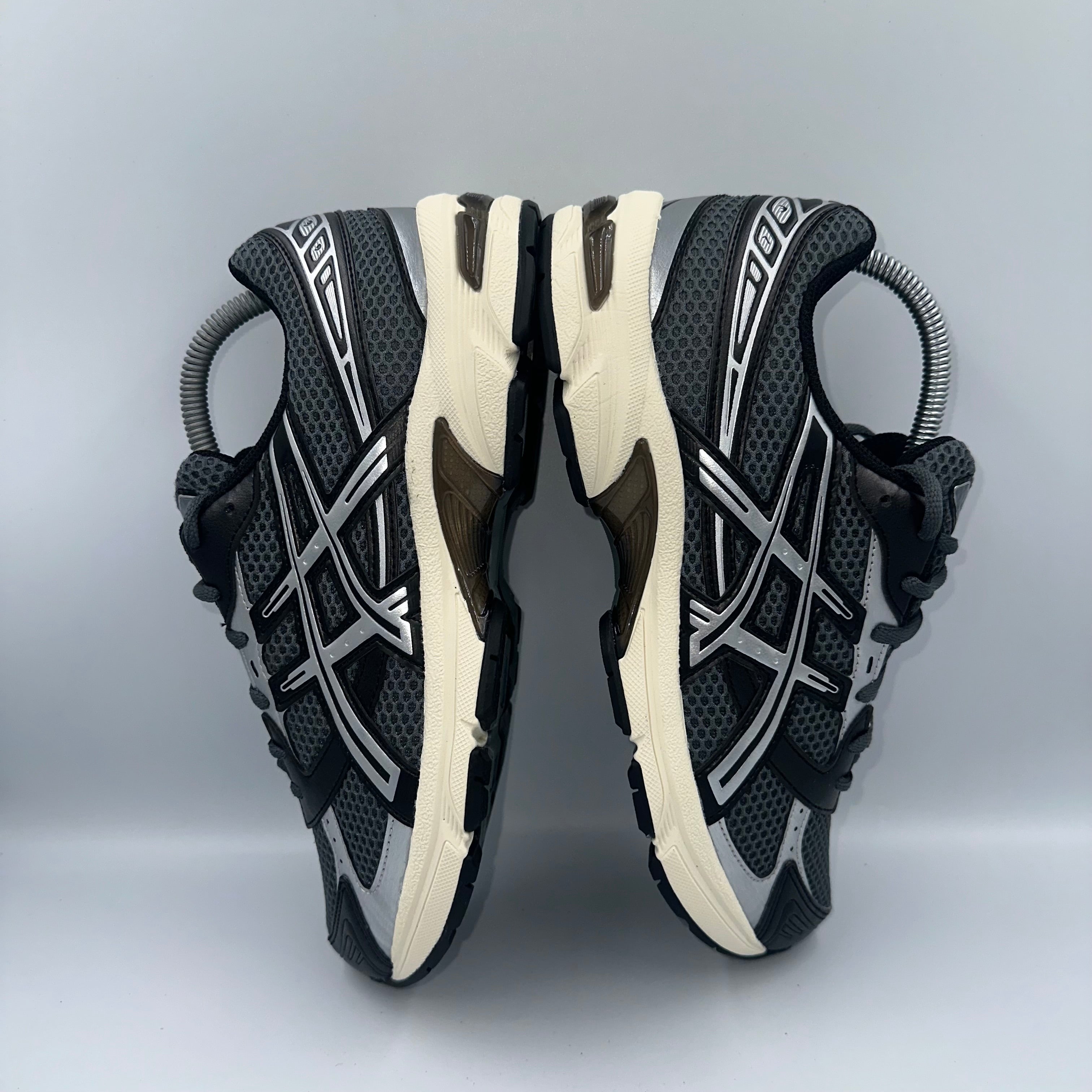 ASICS Gel-1130 Steel Grey / Black three-quarter front angle