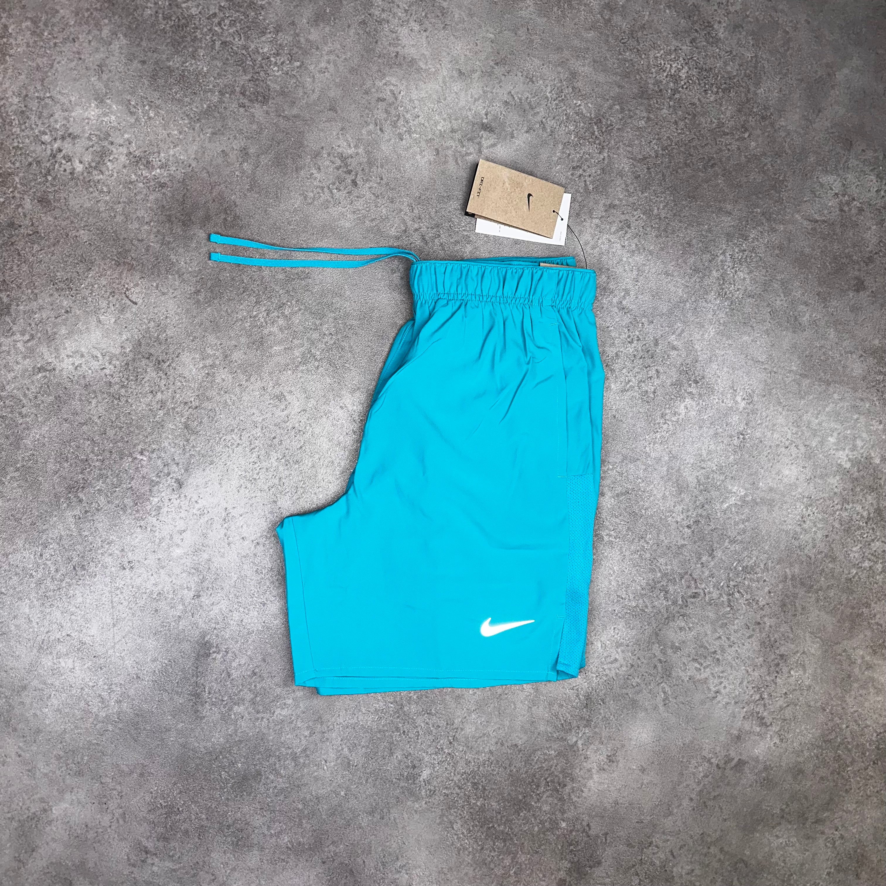 Nike Challenger Shorts Dusty Cactus front view