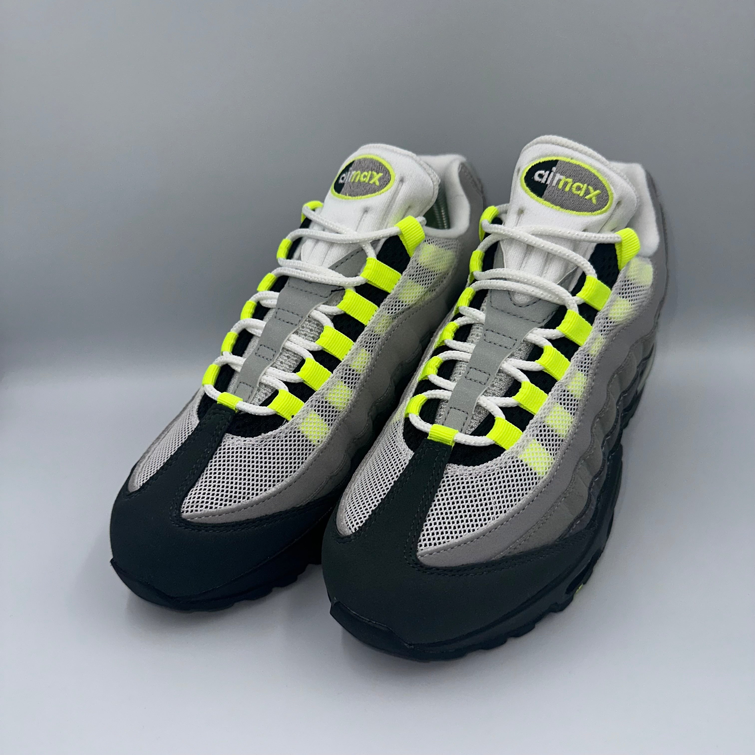 Nike Air Max 95 OG Neon “Big Bubble” 2026 medial side view