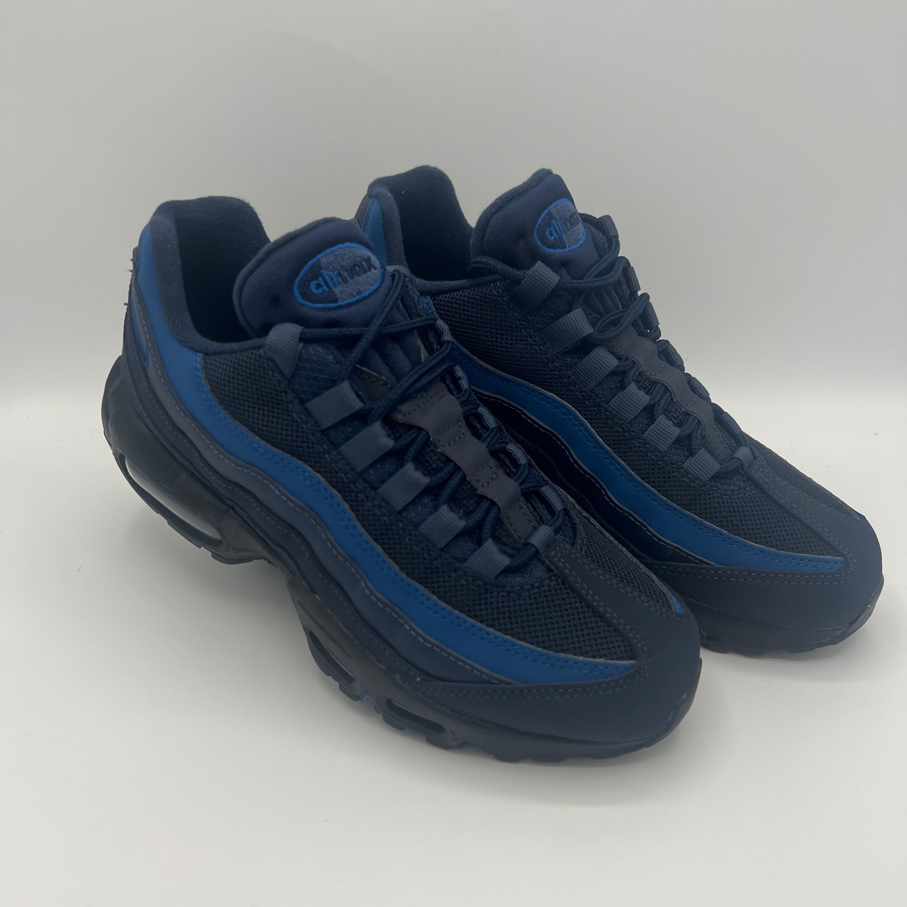 Nike Air Max 95 Black / Obsidian-Thunder Blue UK 8 lateral side profile