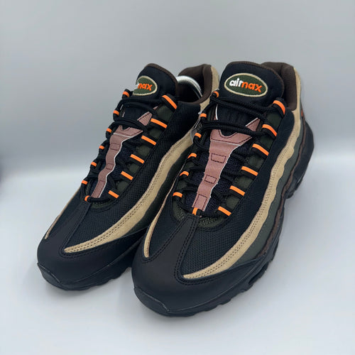 Nike Air Max 95 Dark Army UK 8 medial side view