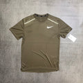 Nike Miler Medium Olive