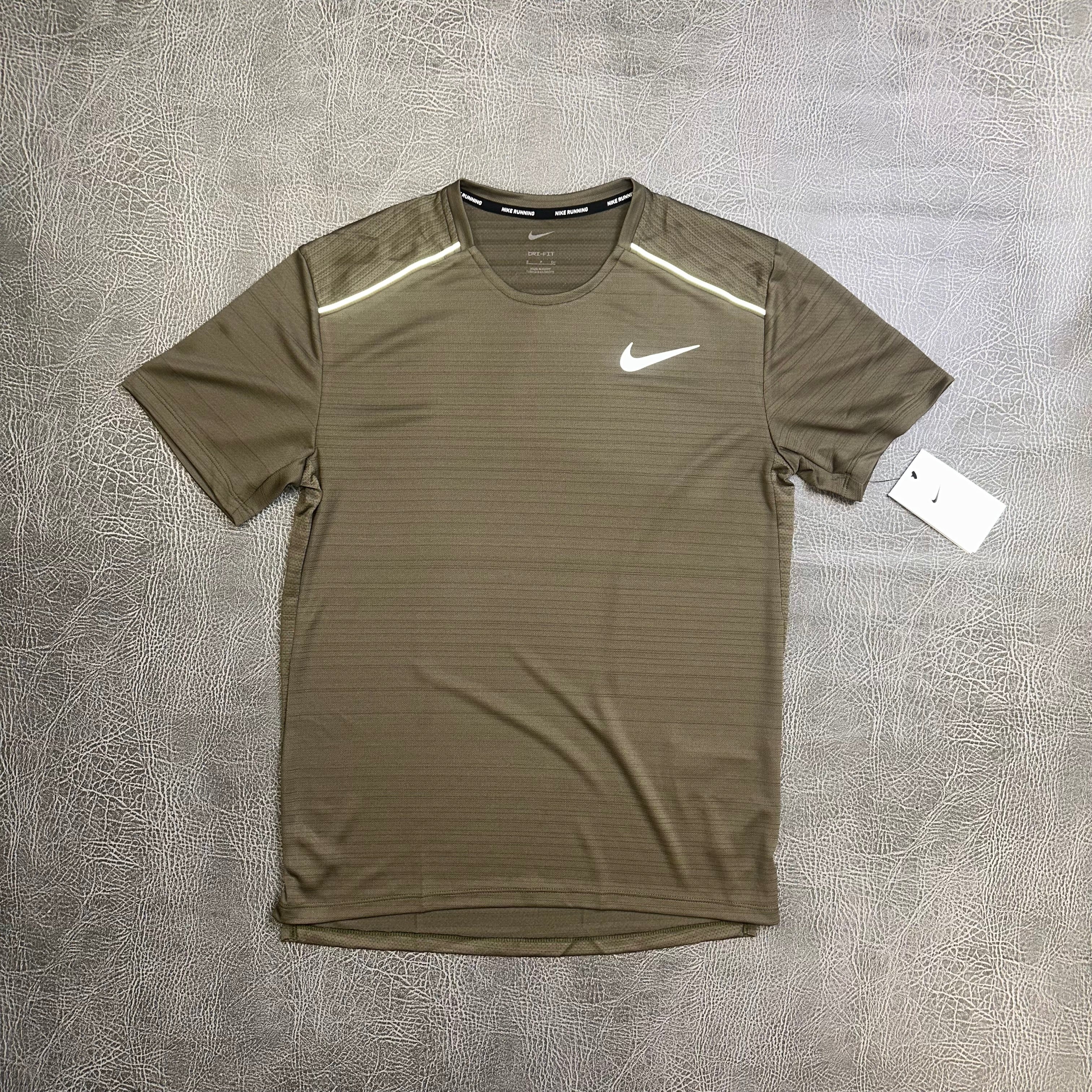 Nike Miler Medium Olive