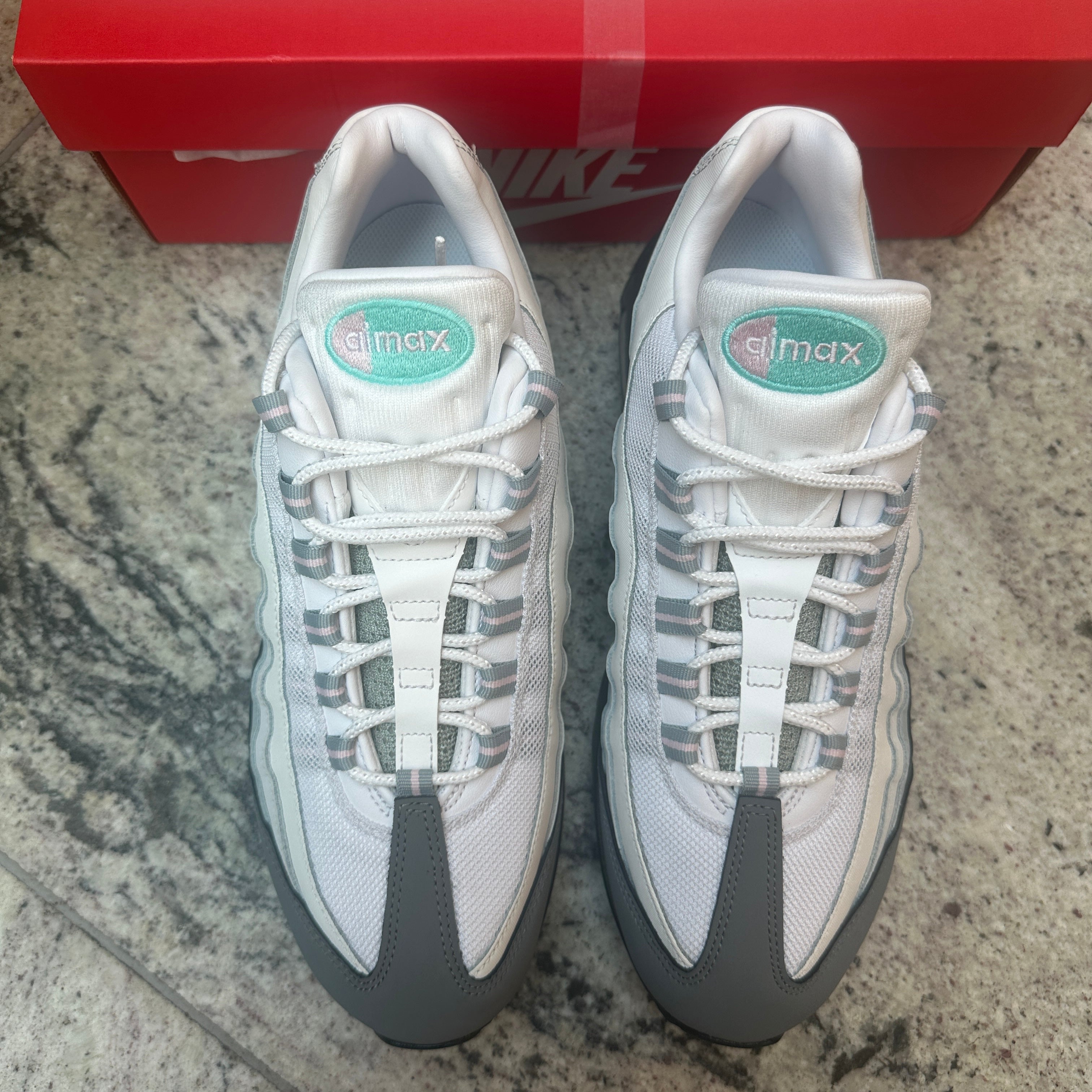 Nike Air Max 95 “Apple Pink 2026 Big Bubble” medial side view