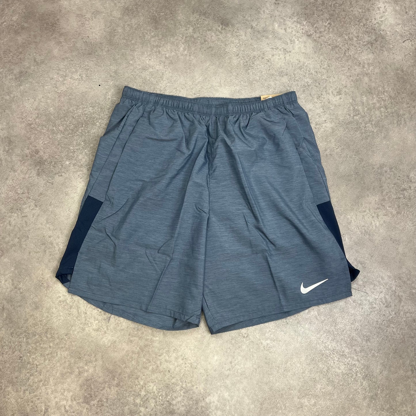 Nike Challenger Shorts 7 Inch Light Obsidian