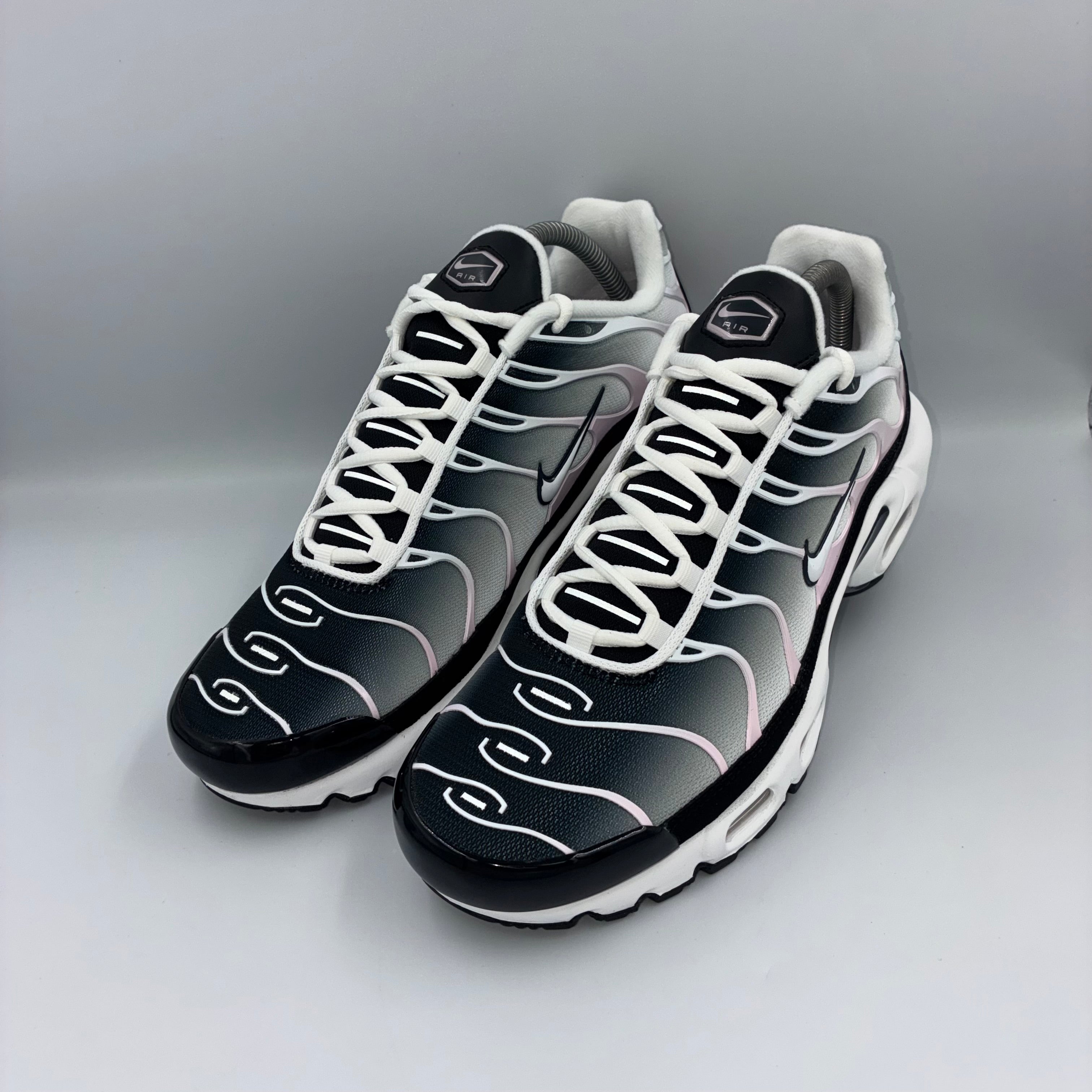 Nike Air Max Plus TN Black / White-Anthracite