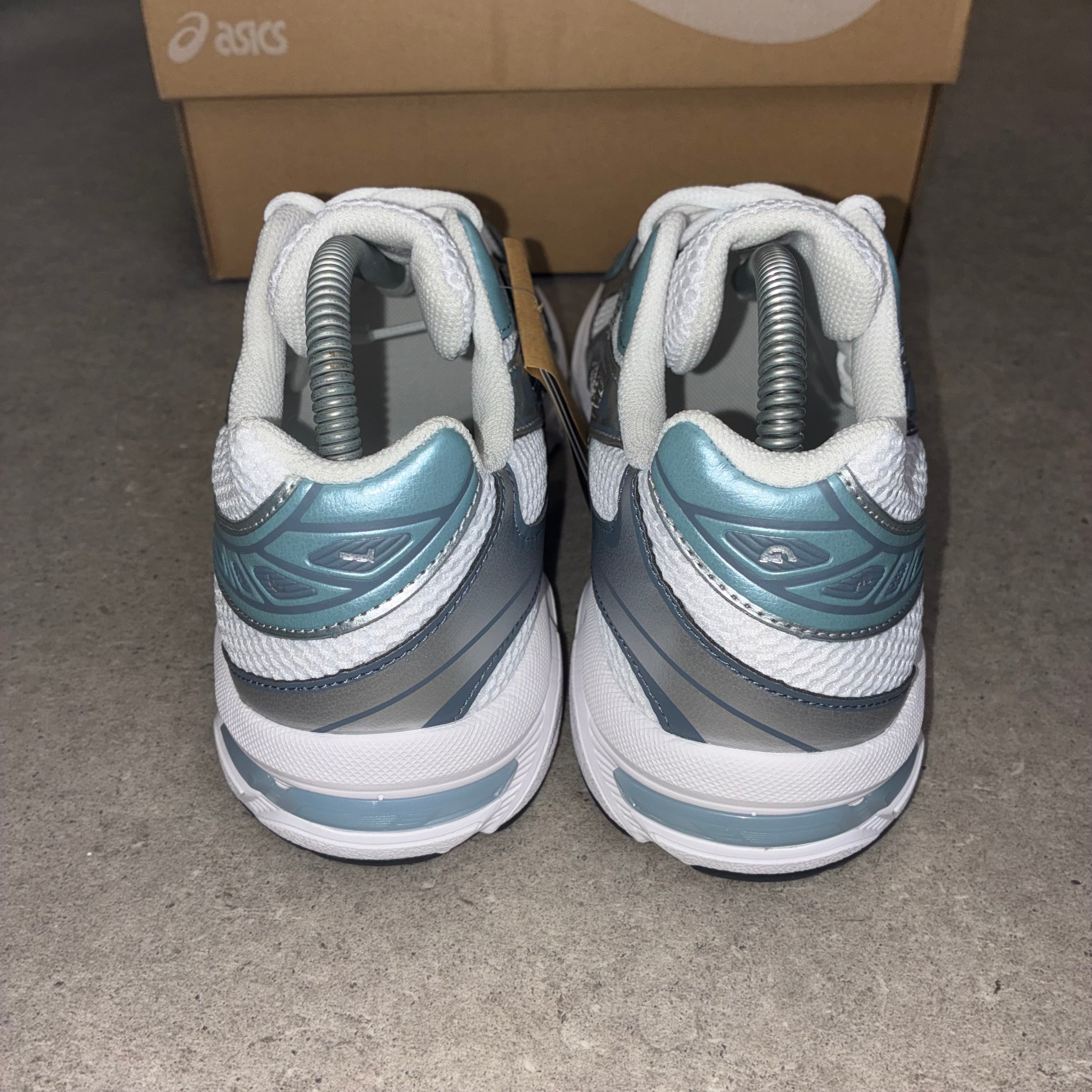 ASICS Gel-1130 White / Shark Skin