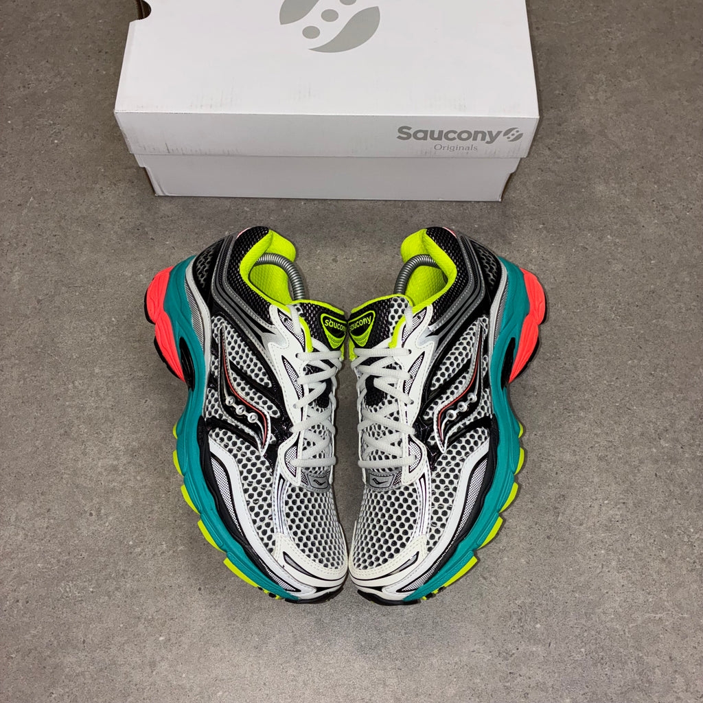 Saucony ProGrid Omni 9 Mutant / Silver