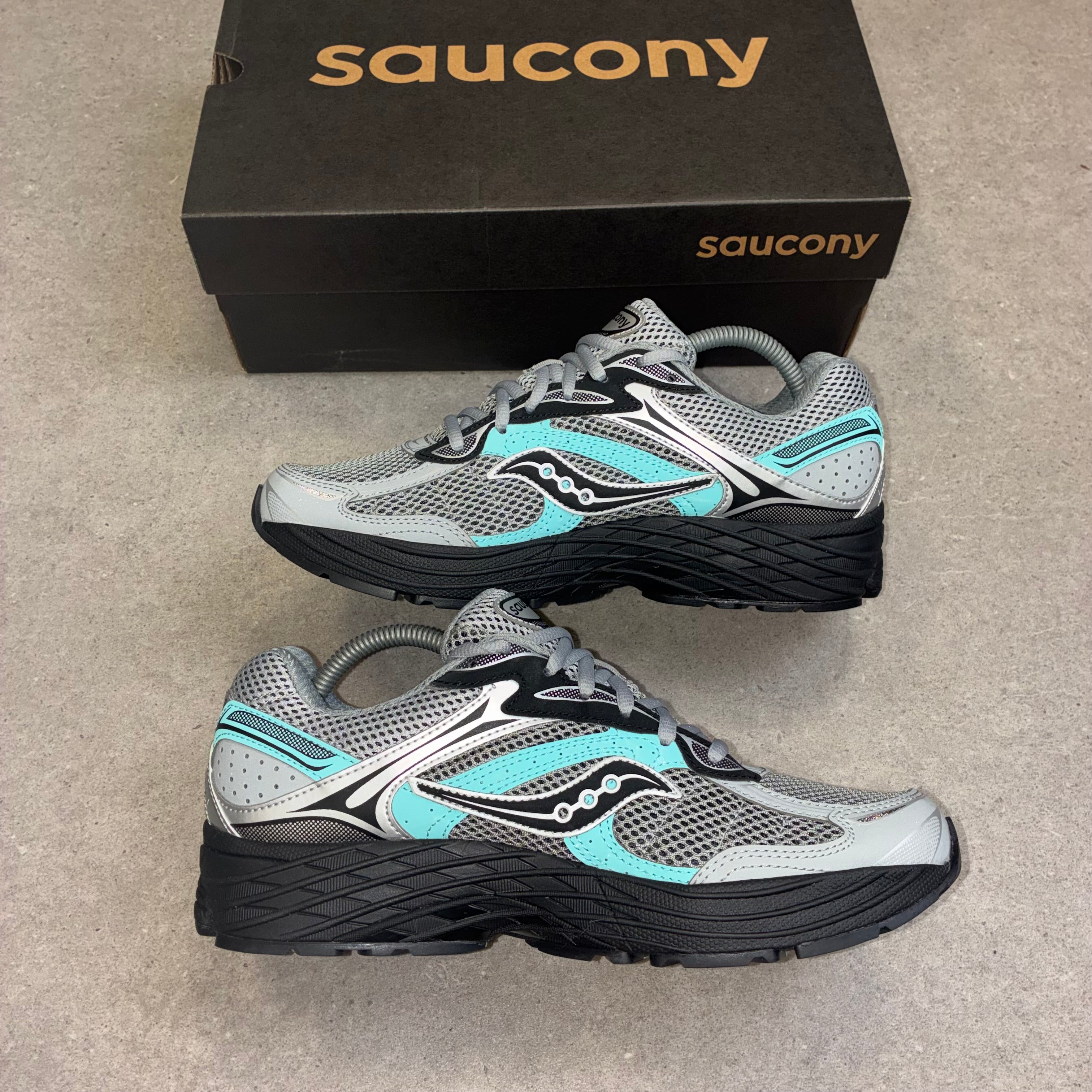 Saucony ProGrid Omni 9 Fossil / Splash