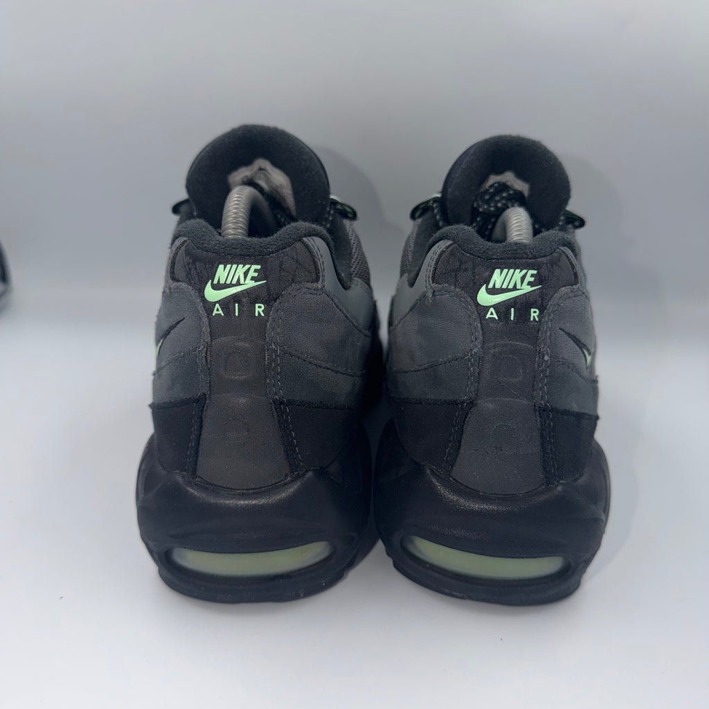Nike Air Max 95 Vapour Green UK 8.5