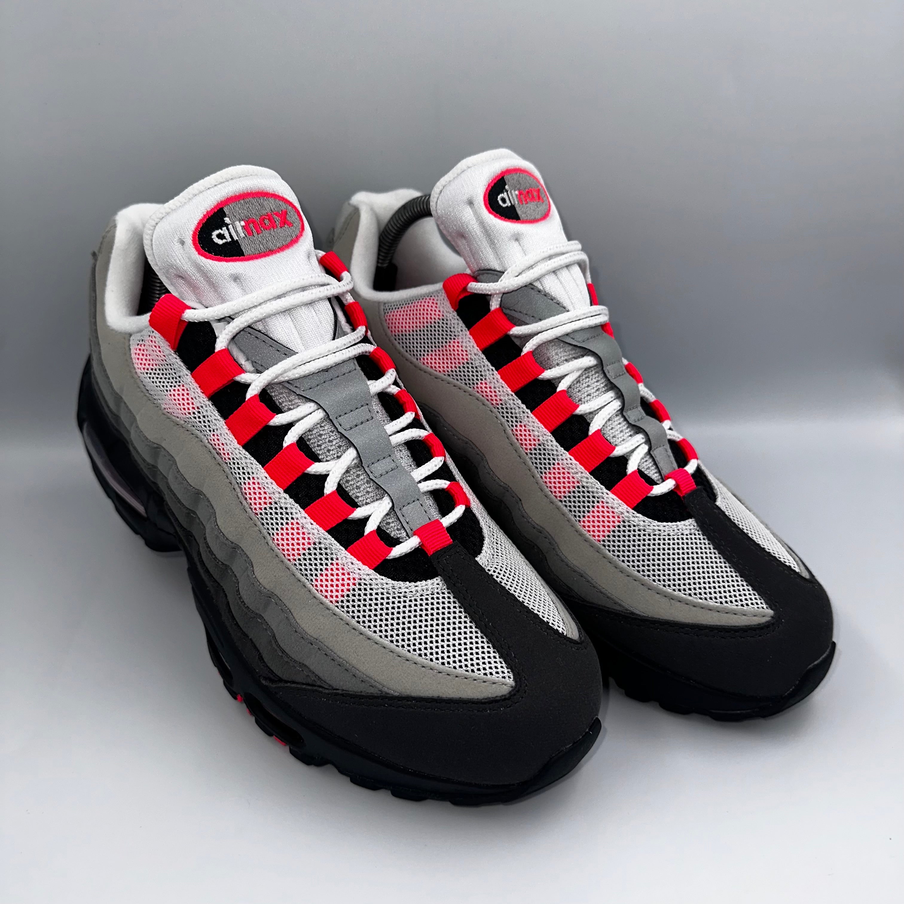 Nike Air Max 95 OG Solar Red 2025 "Big Bubble" lateral side profile