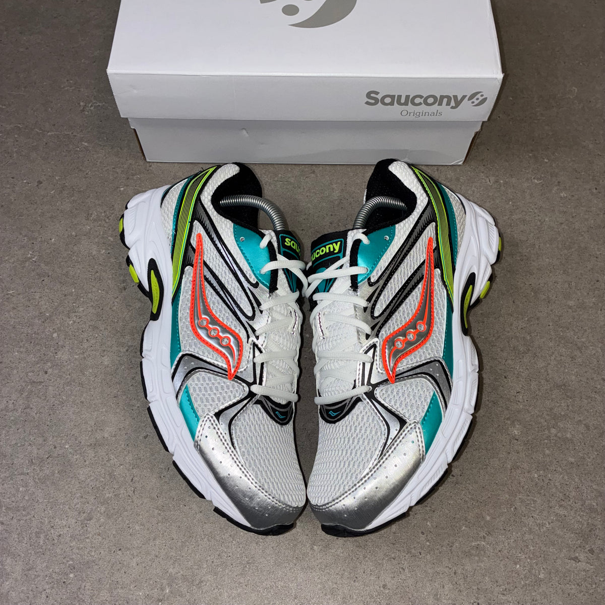 Saucony Ride Millennium White / Mutant