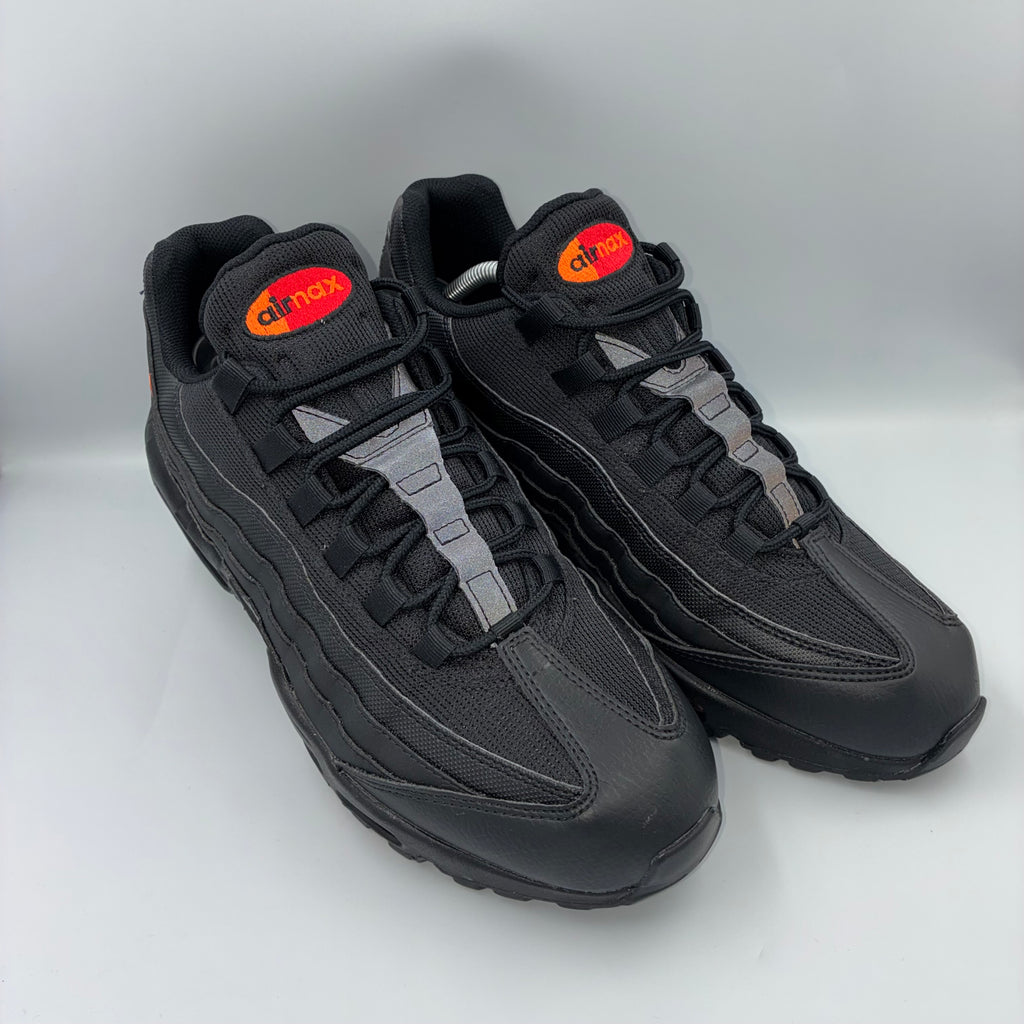 Nike Air Max 95 Black / University Red
