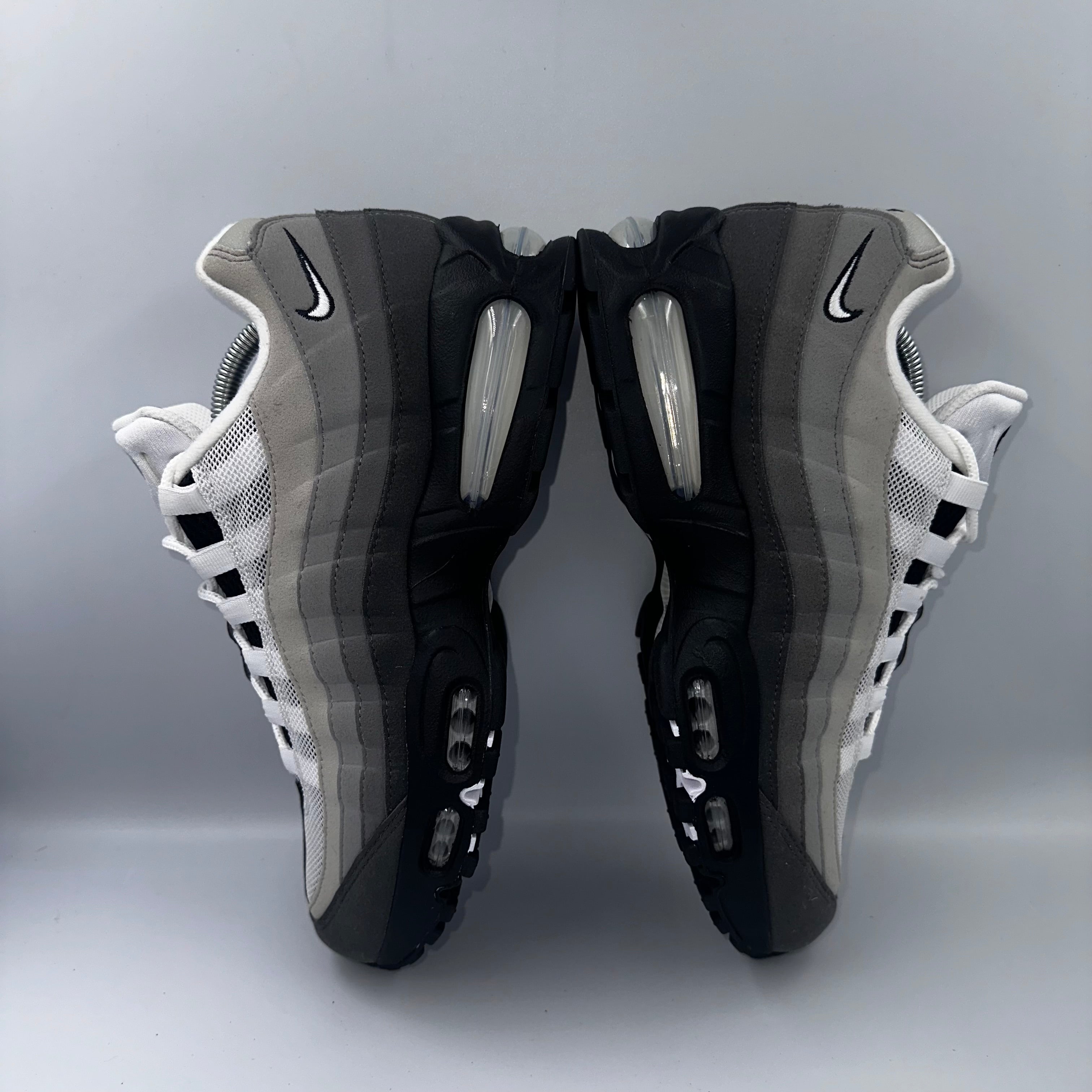 Nike Air Max 95 OG Granite “Big Bubble” UK 8.5 three-quarter front angle