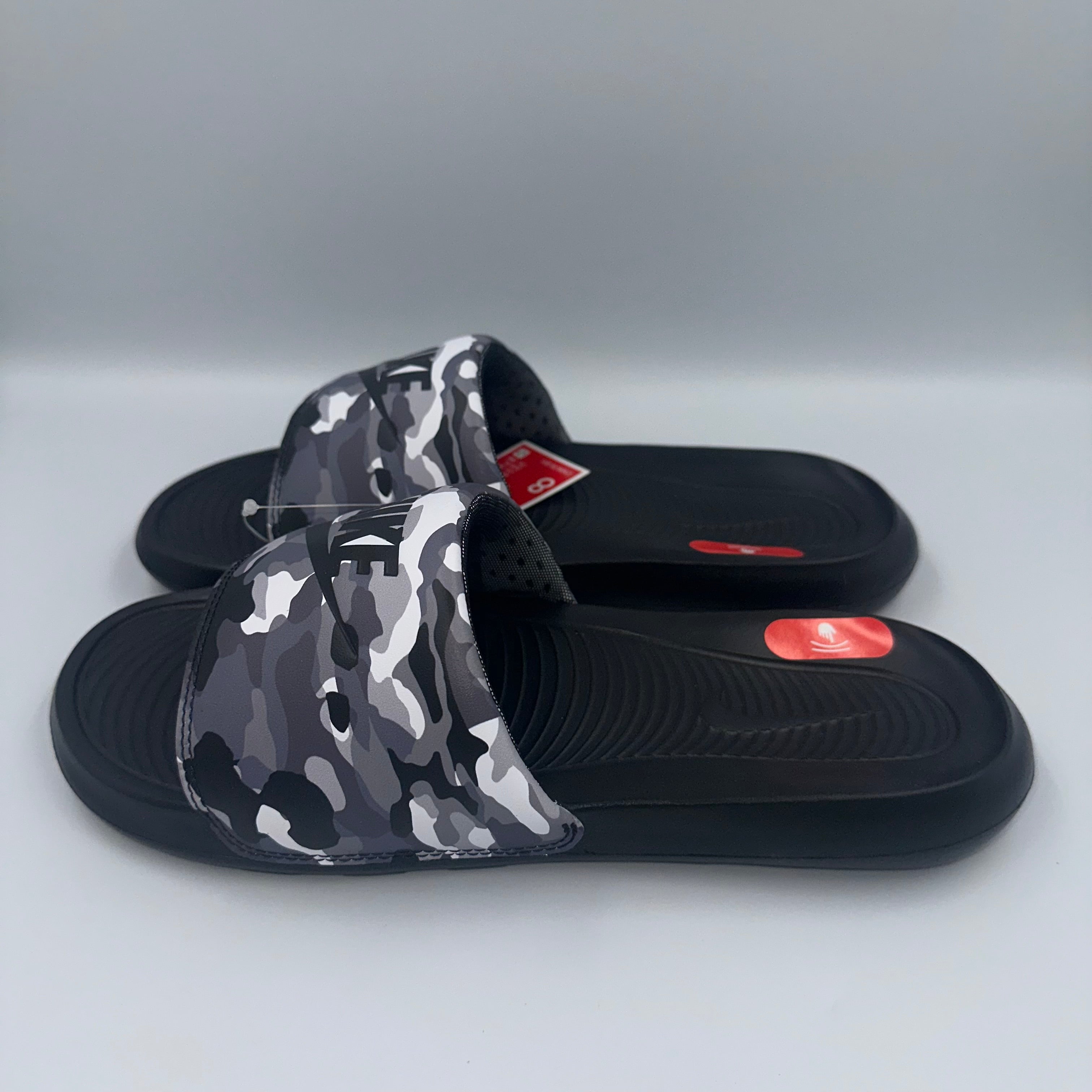 Nike Victori One Slide Print Black / Grey Fog