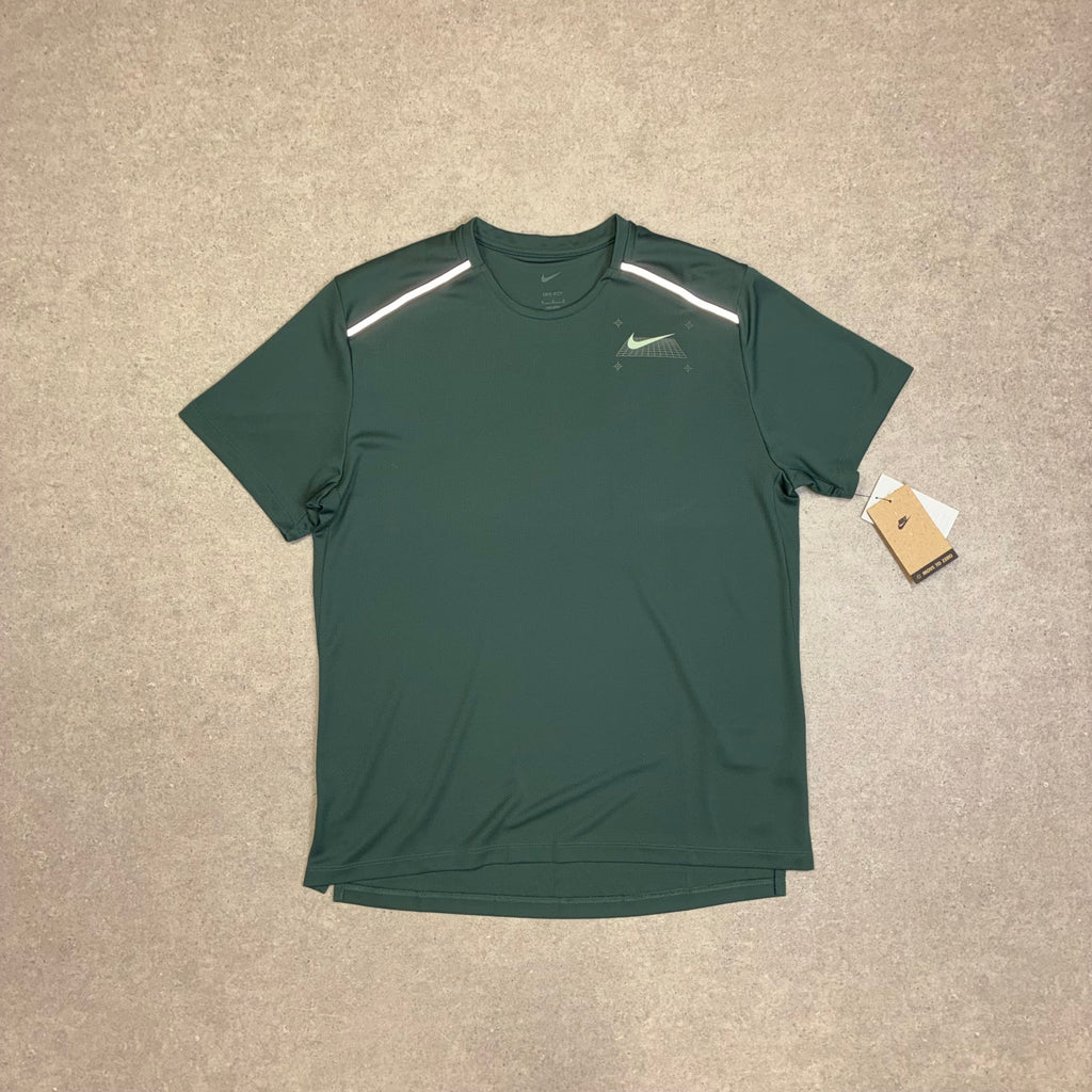 Nike Graphic Miler Vintage Green