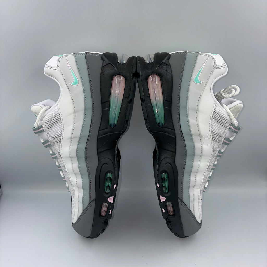 Nike Air Max 95 Pink Apple UK 11