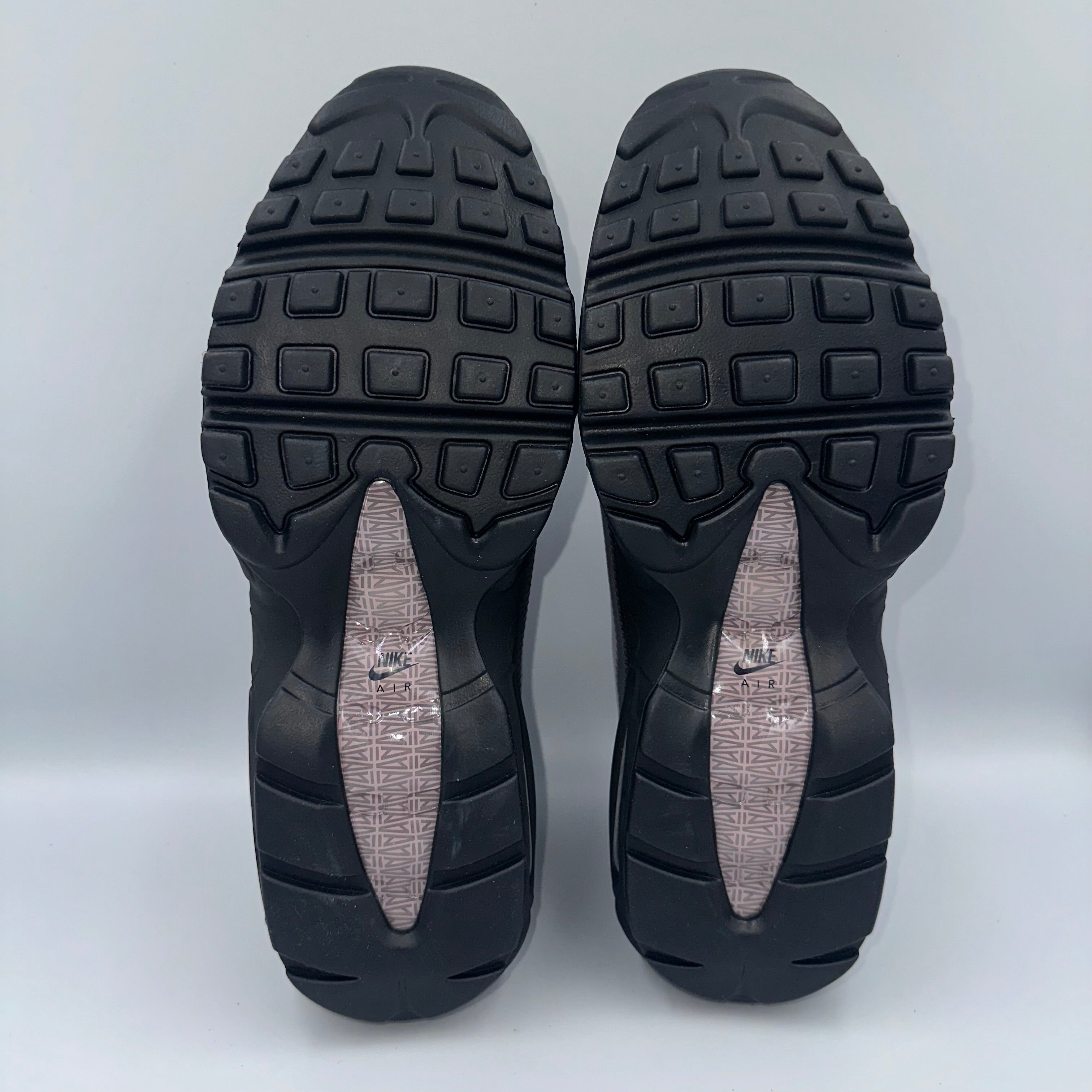 Nike Air Max 95 A Ma Maniére While You Where Sleeping heel and counter detail