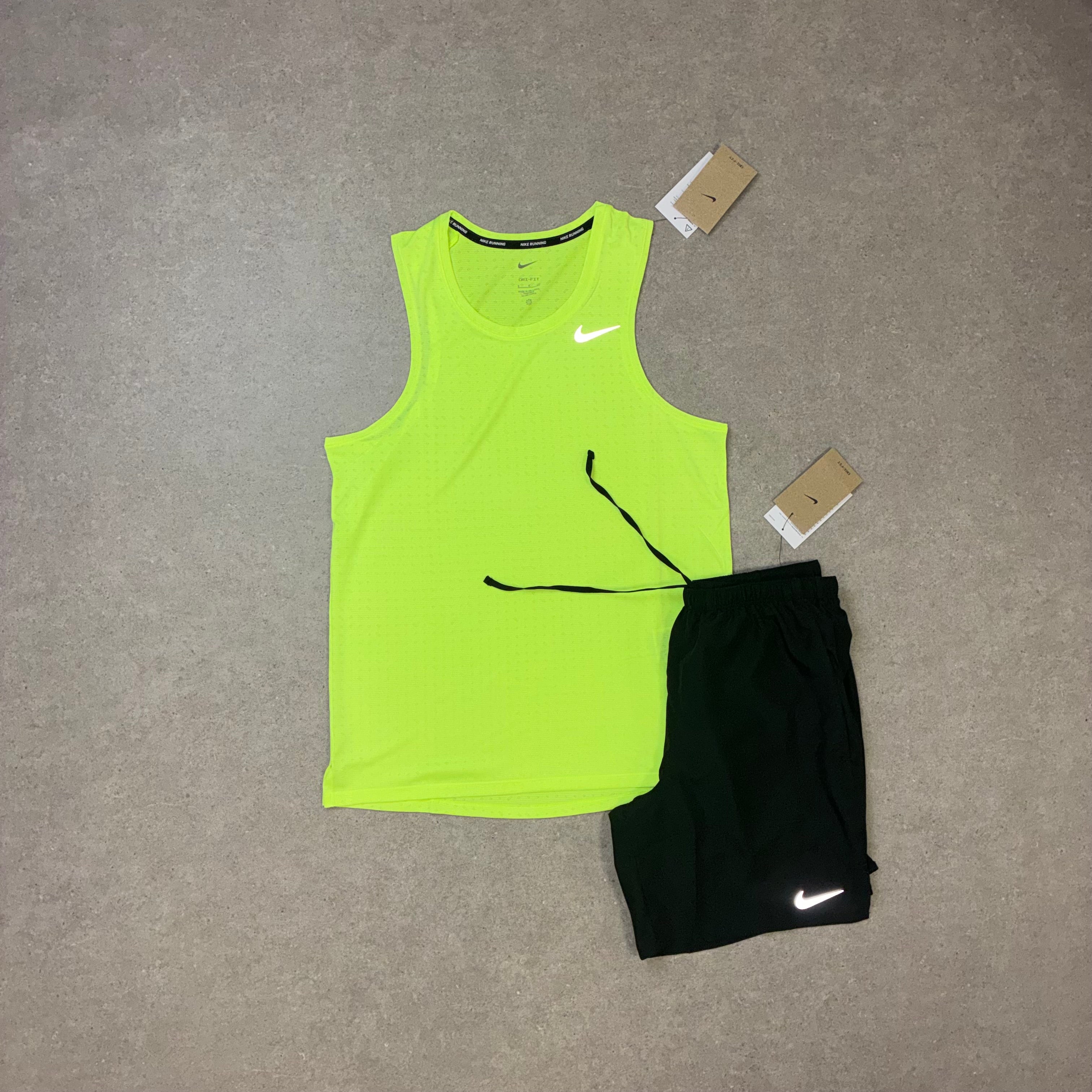 Nike Breathe Miler Tank Top Volt Ice & Challenger Shorts Black