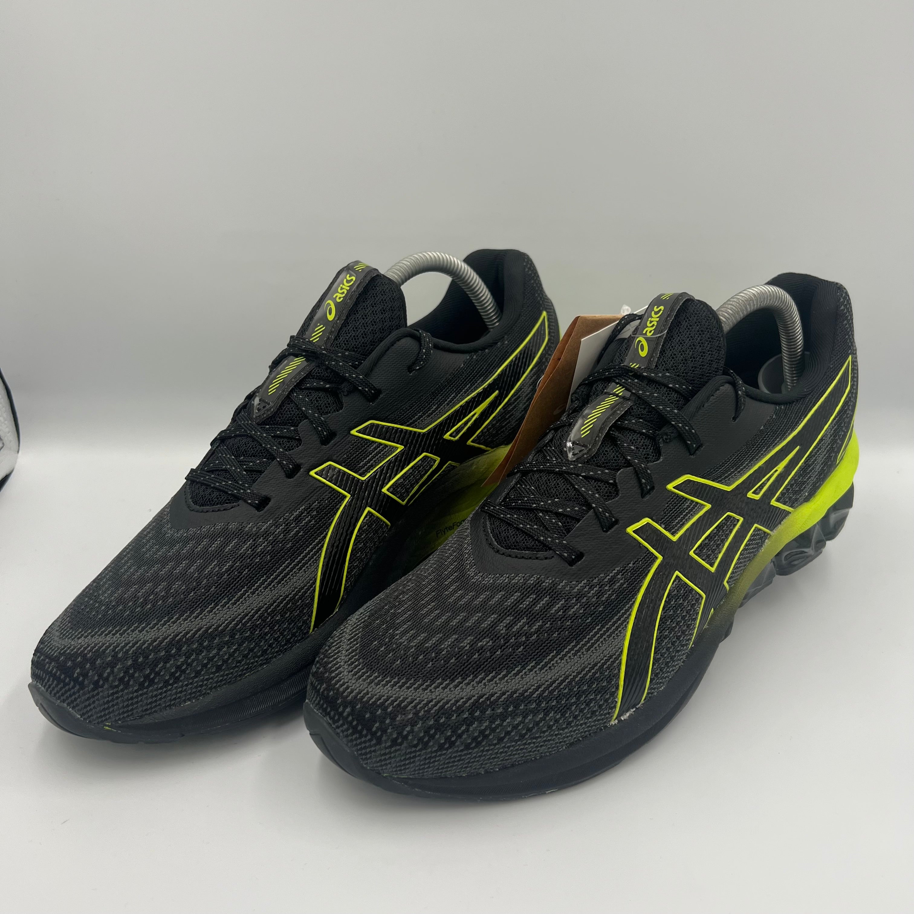 ASICS Gel-Quantum 180 VII Black / Neon Lime medial side view