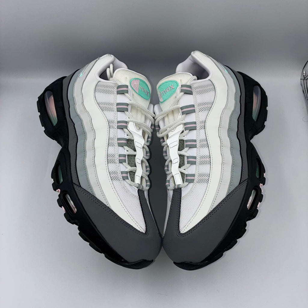 Nike Air Max 95 Pink Apple UK 11